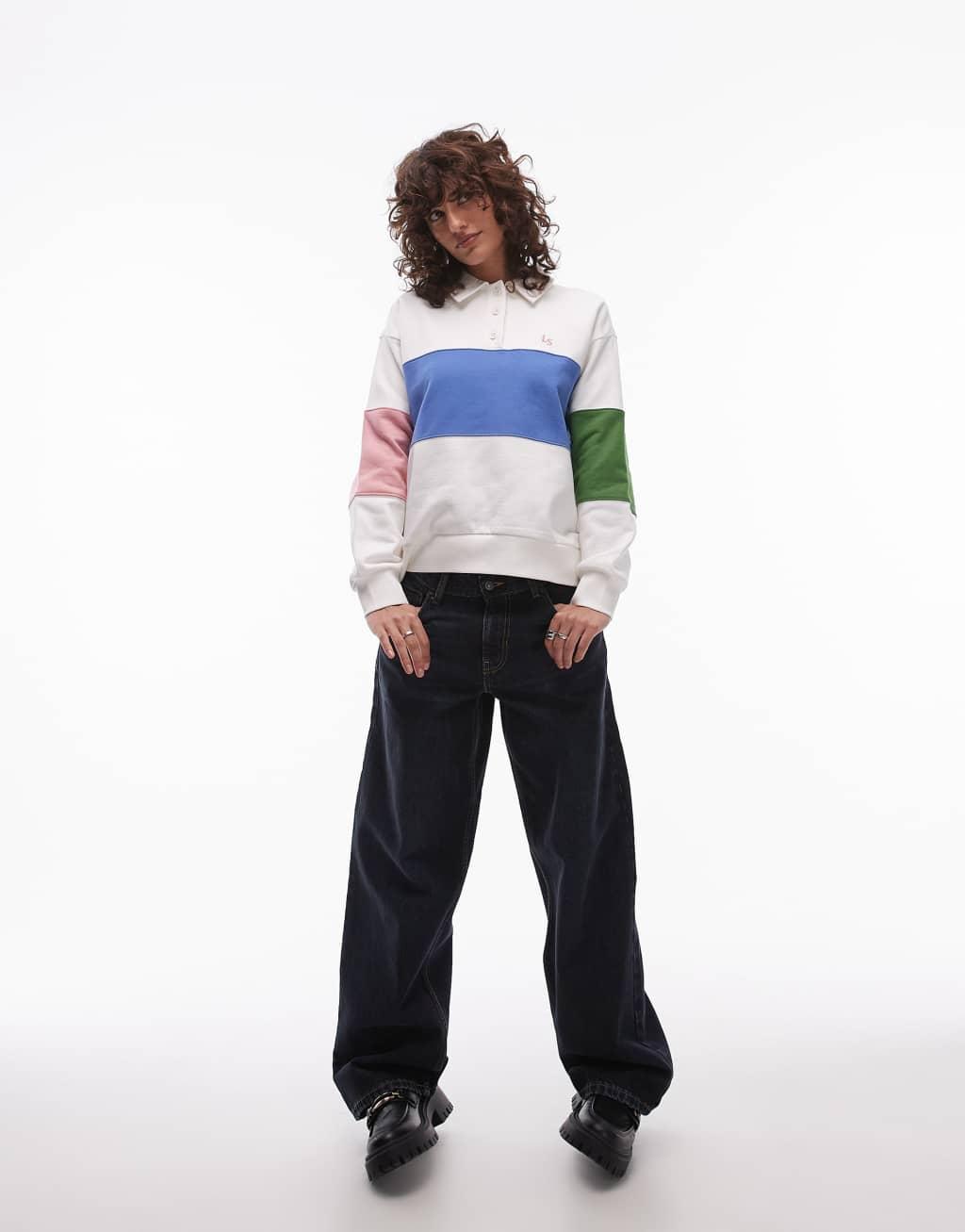 Levi's color block logo rugby sweat in white Product Image