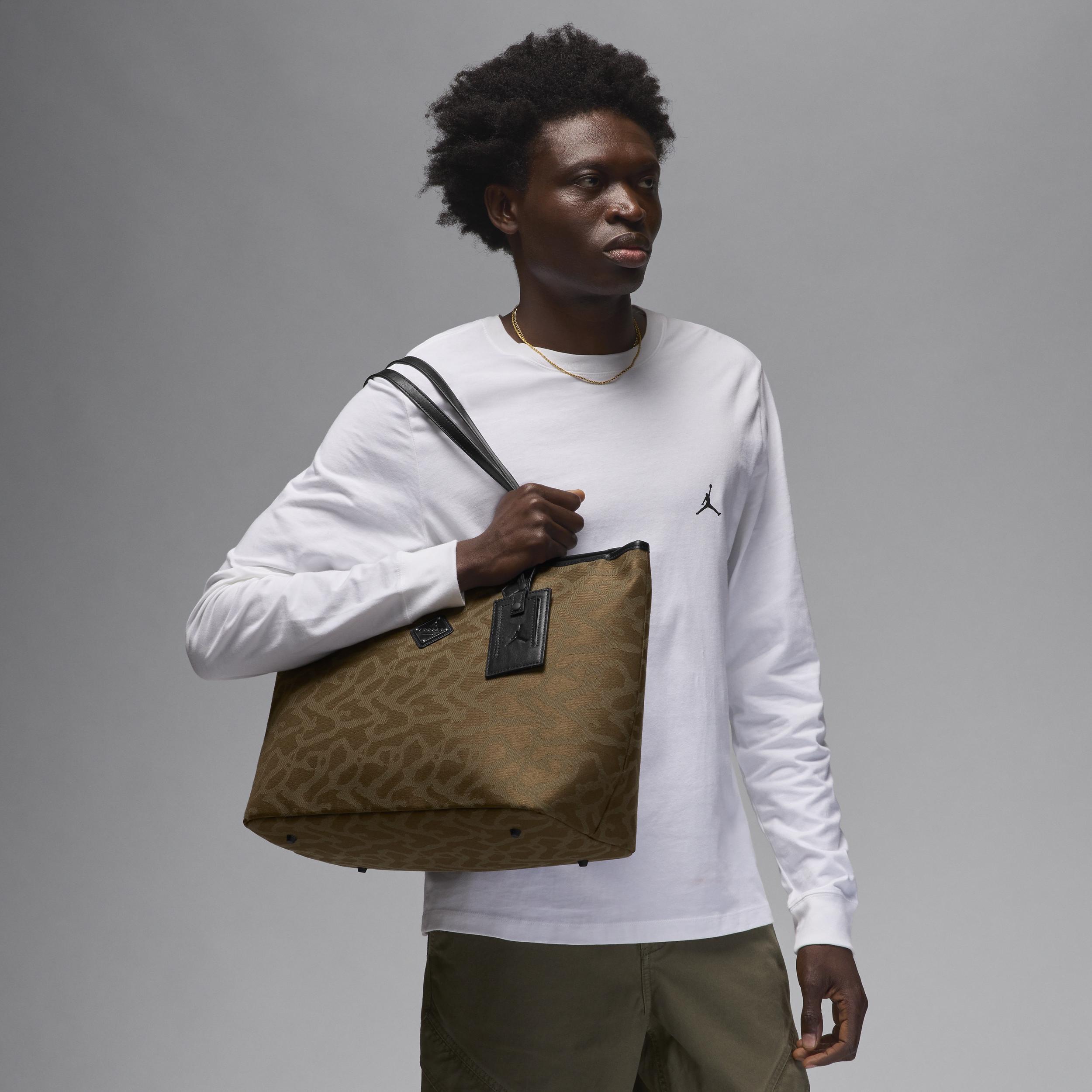 Men's Jordan Icon Tote Bag (32L) Product Image