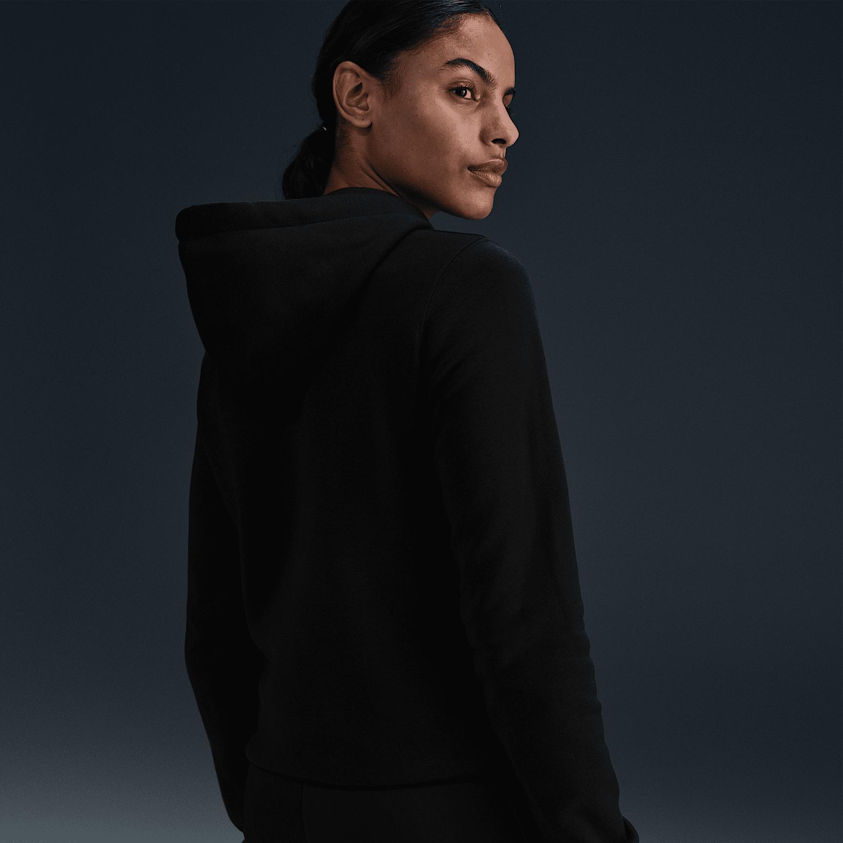 Nike Women's Weightlifting Pullover Hoodie Product Image