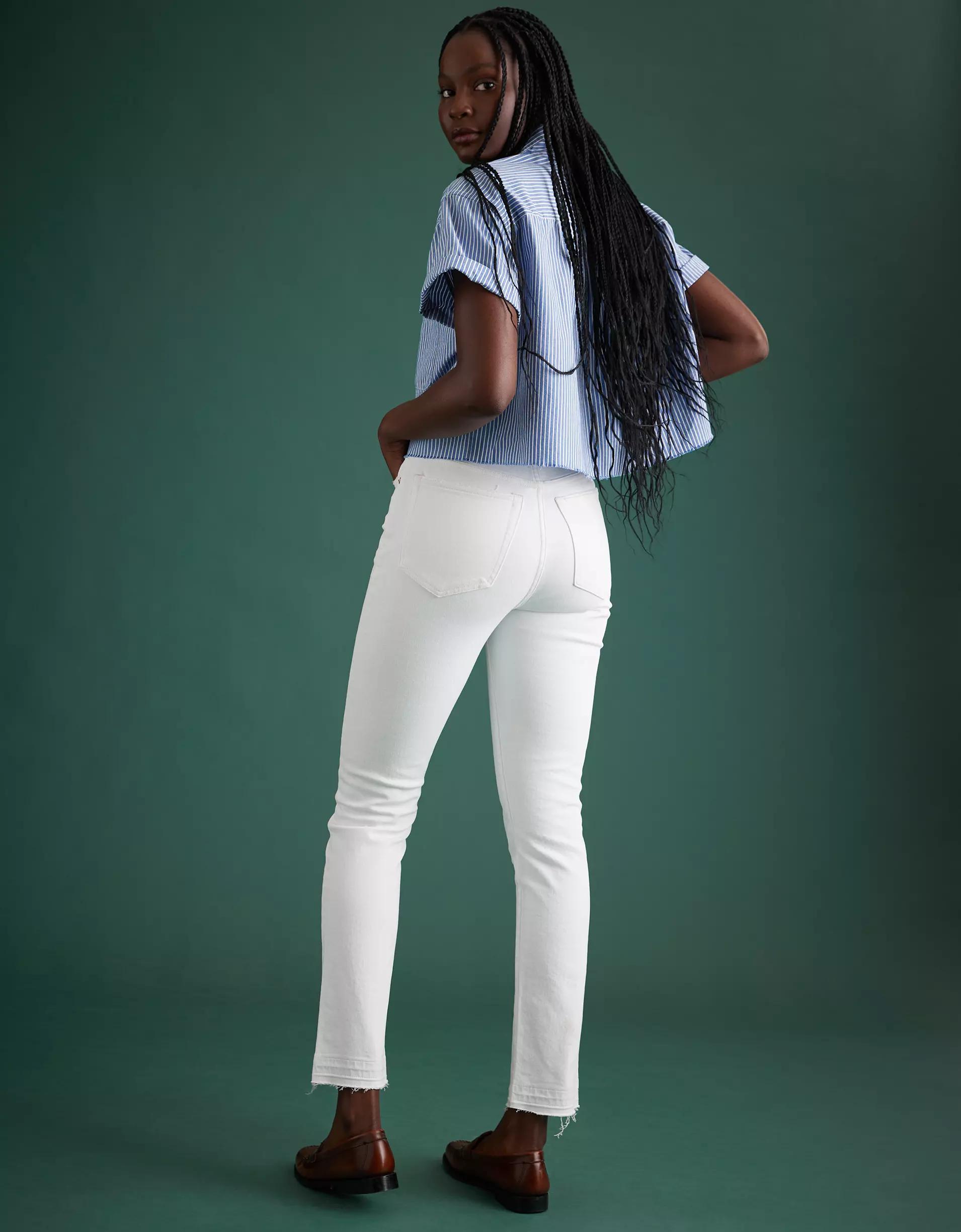 AE77 Premium Straight Crop Jean Product Image