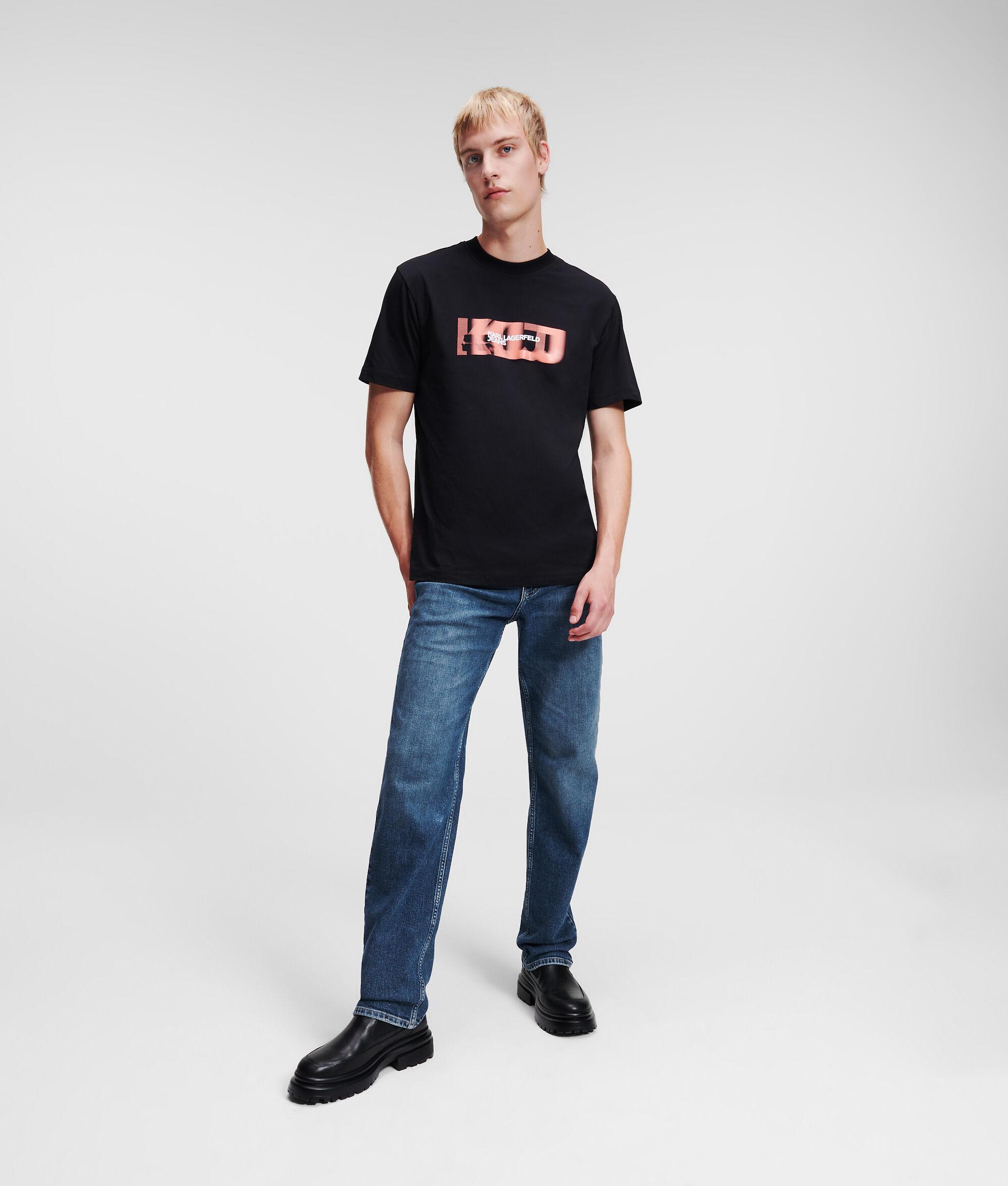 STRAIGHT JEANS Product Image