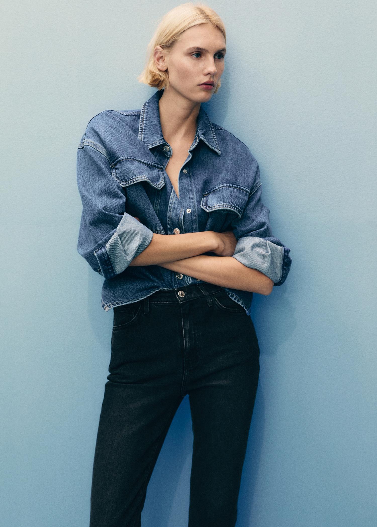 Claudia slim-fit cropped jeans - Women | MANGO USA Product Image