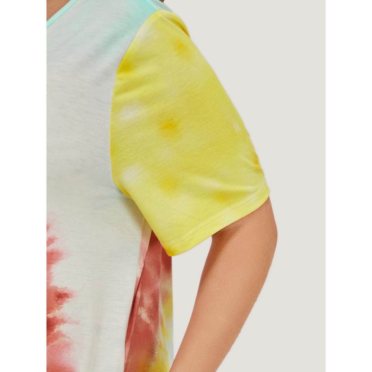 Plus Size Tie Dye Pocket Short Sleeve V Neck Midi Dress Multicolor Women Casual Printed V-neck Short sleeve Curvy Midi Dress BloomChic 12/L Product Image