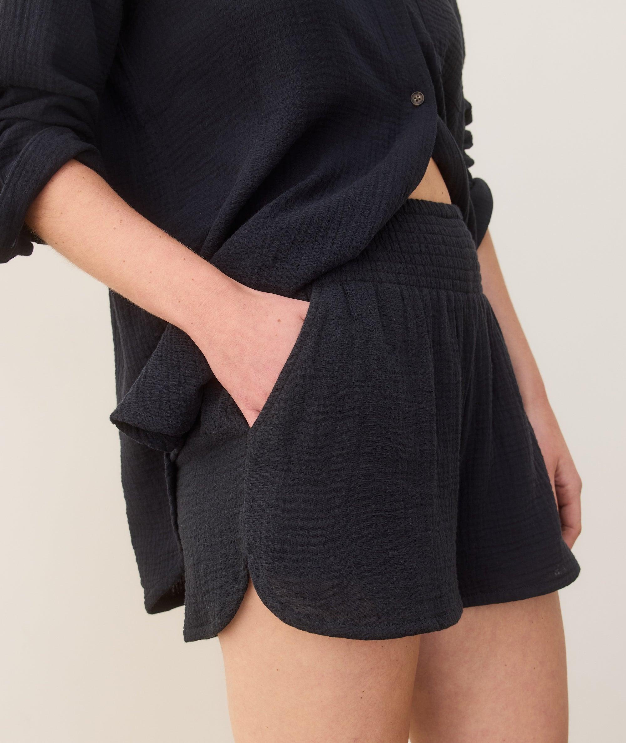 Cali Double Cloth Short Product Image