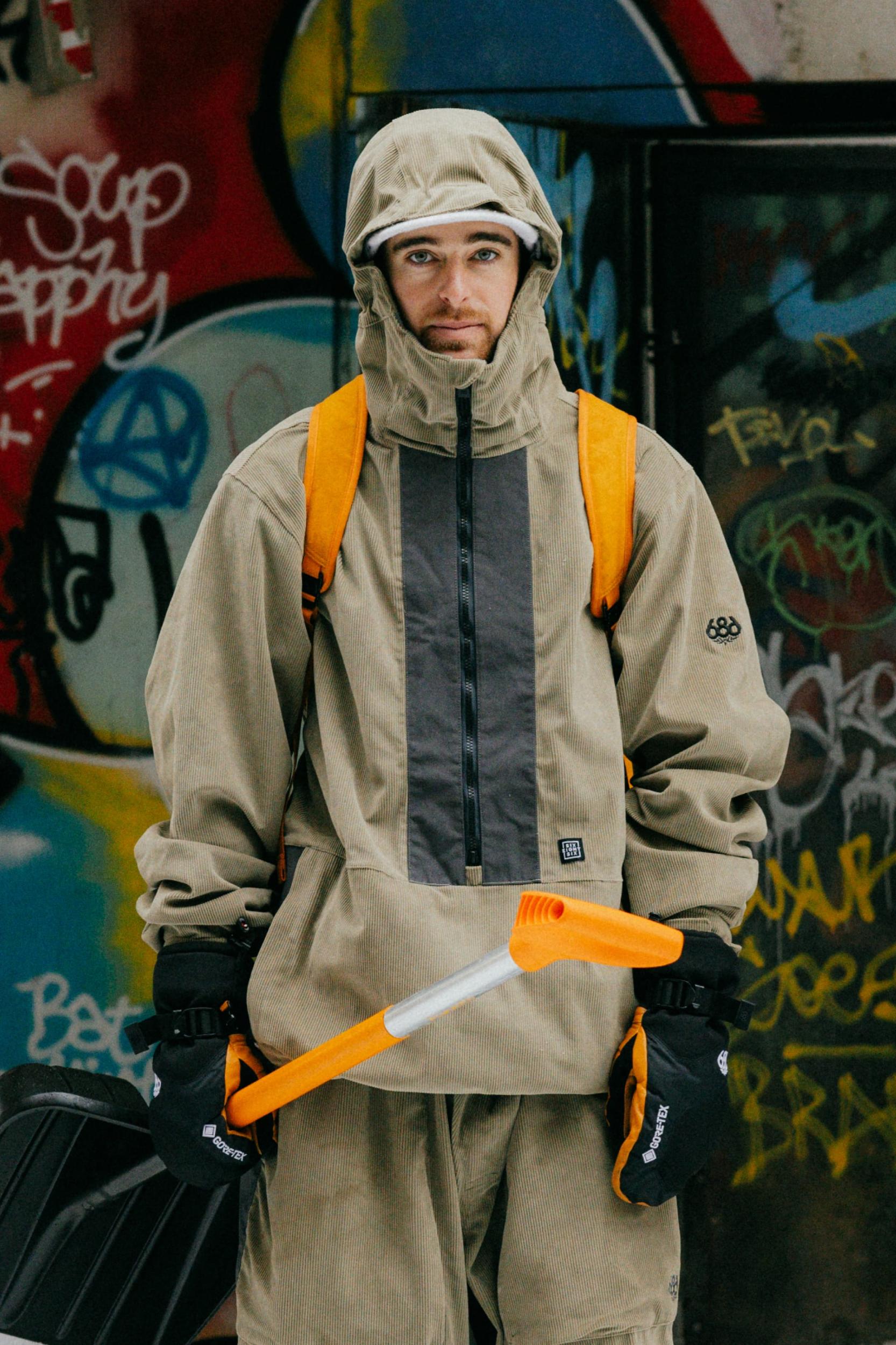 686 Men's Ghost 2.5L Anorak Male Product Image