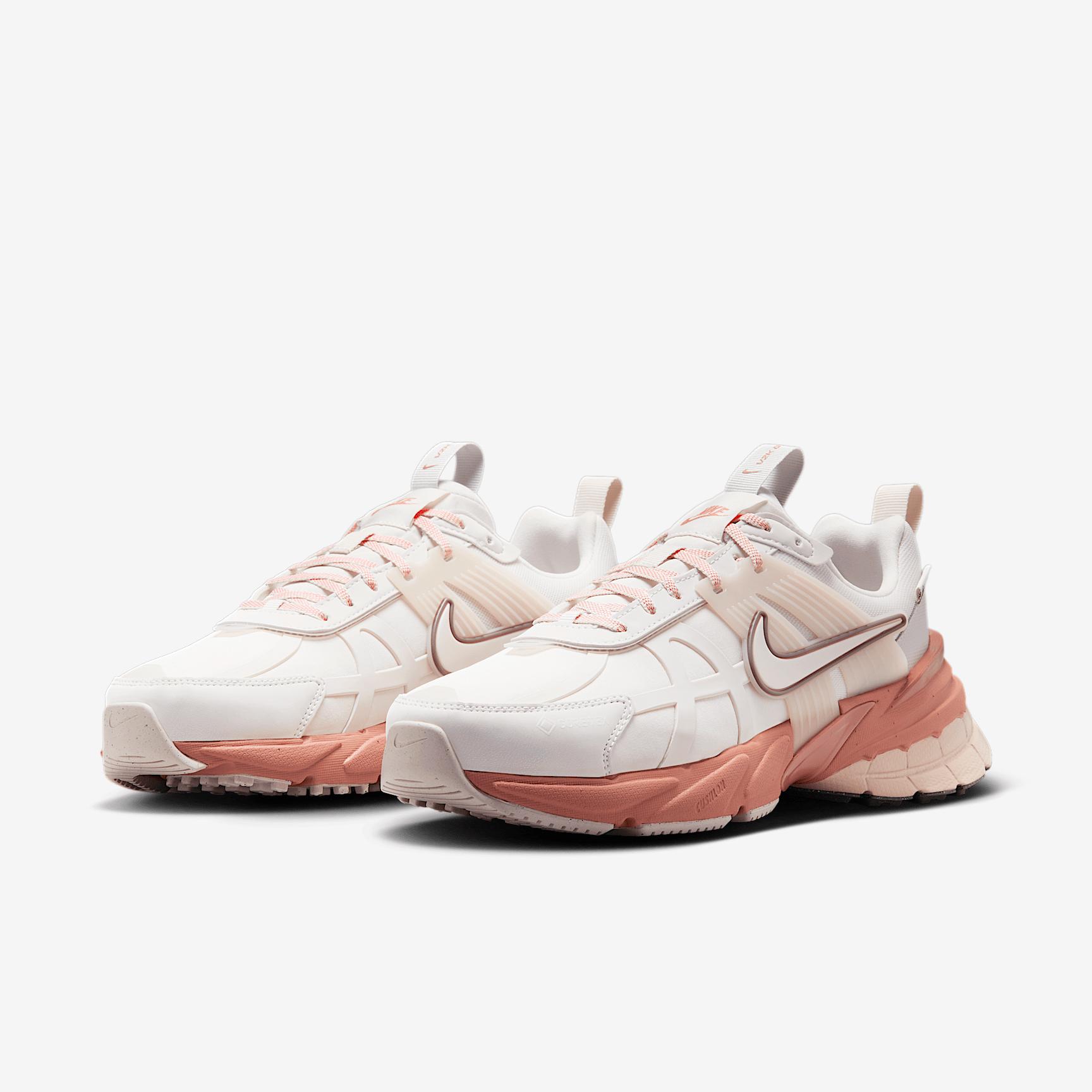 Nike Womens V2K Run GORE-TEX Waterproof Shoes | FZ2622-003 Product Image