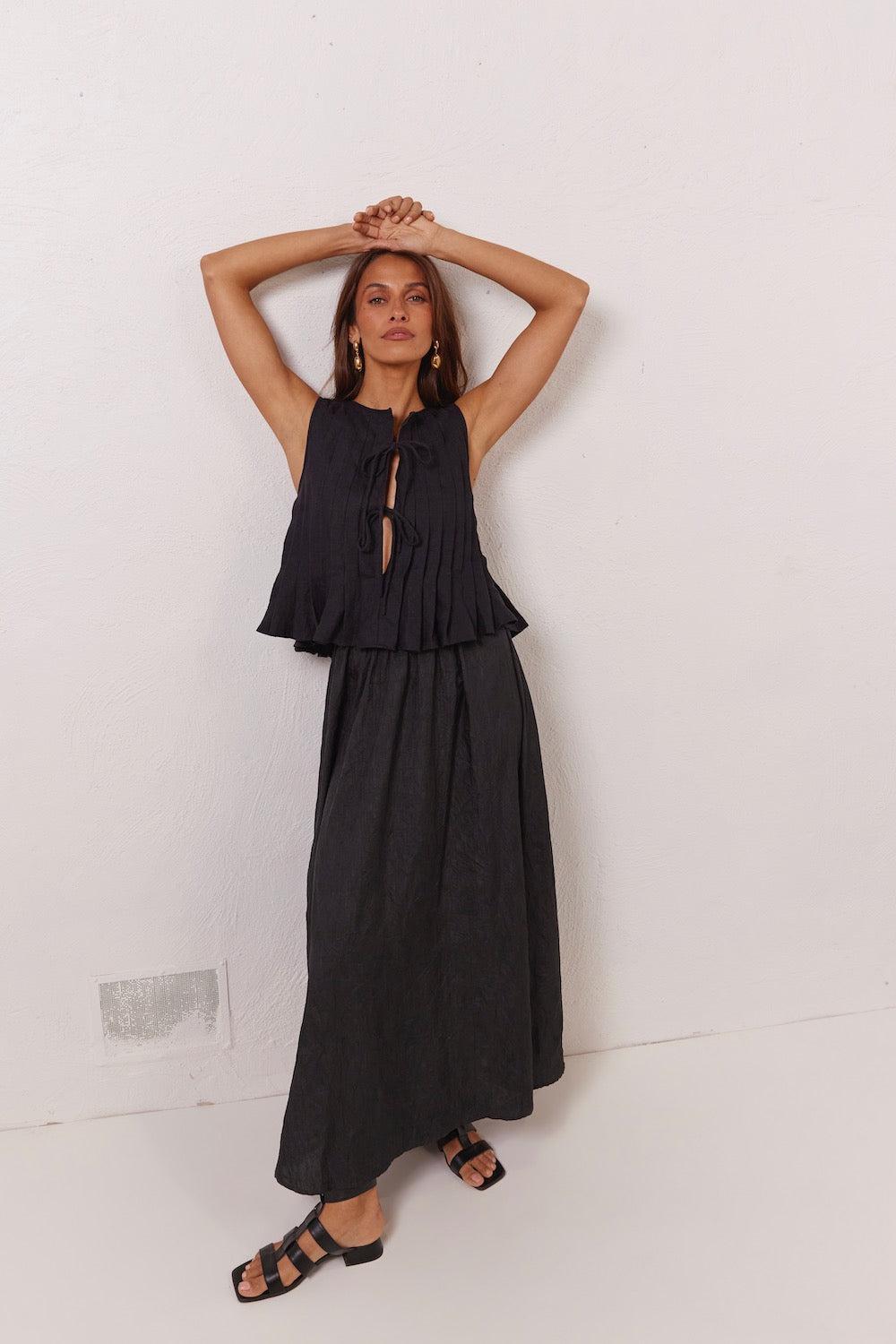 Solara Midi Skirt Black Product Image