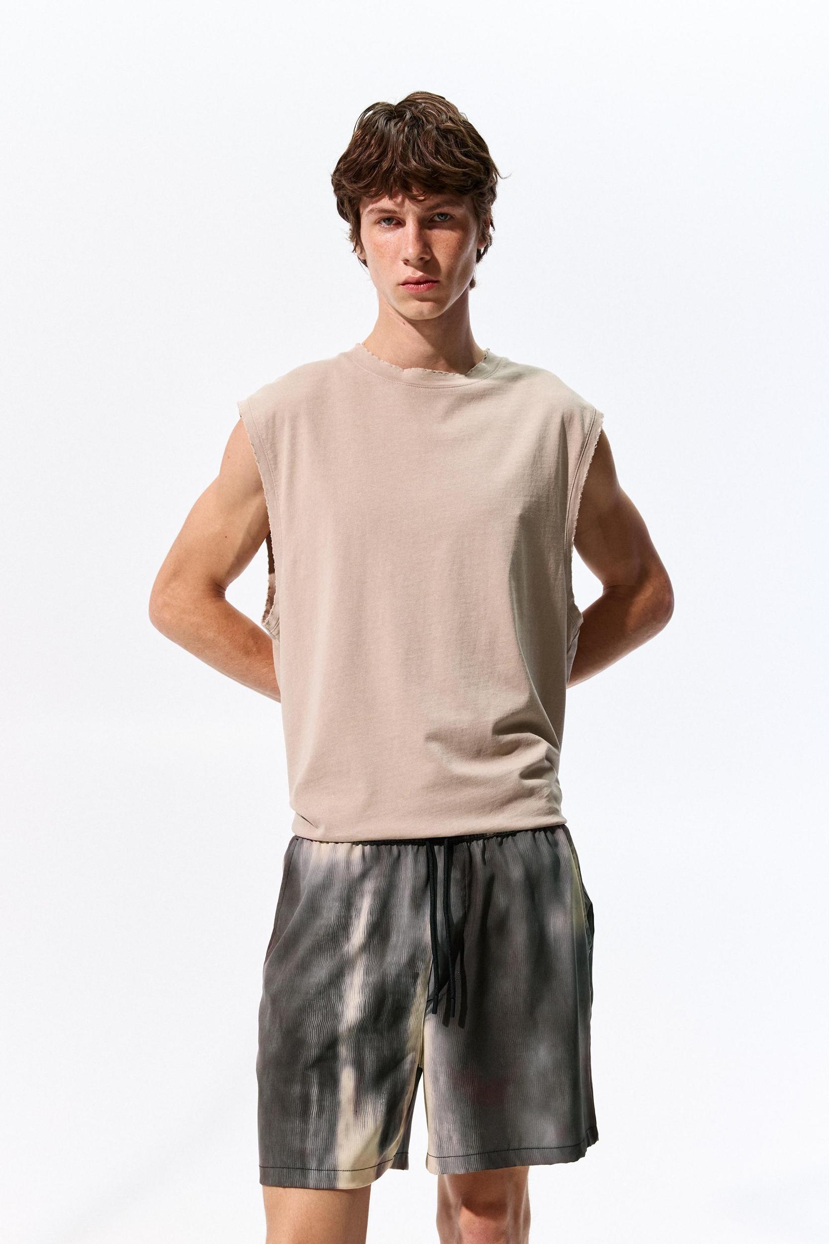 Washed board shorts Product Image