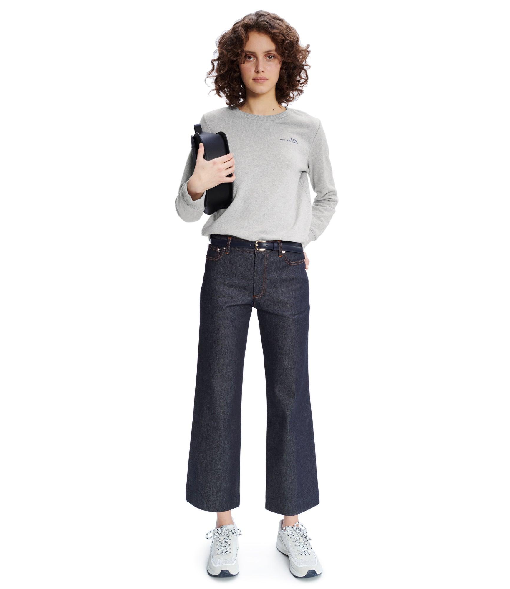 Item F sweatshirt Female Product Image