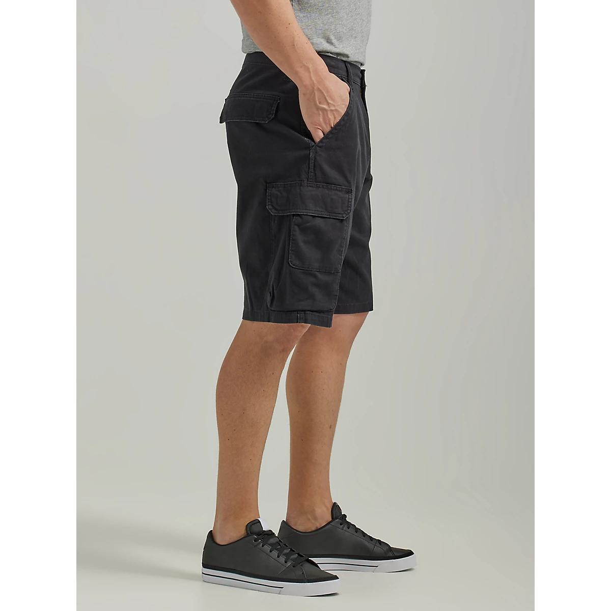 Wrangler® Men's Five Star Premium Stacked Cargo Short in Pewter Product Image