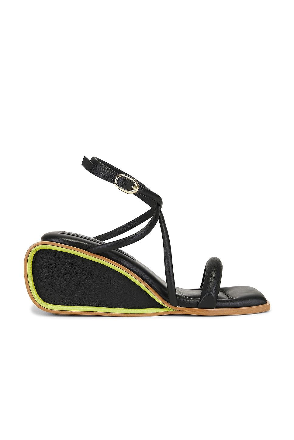 Bonet Sandal Nora Lozza Product Image