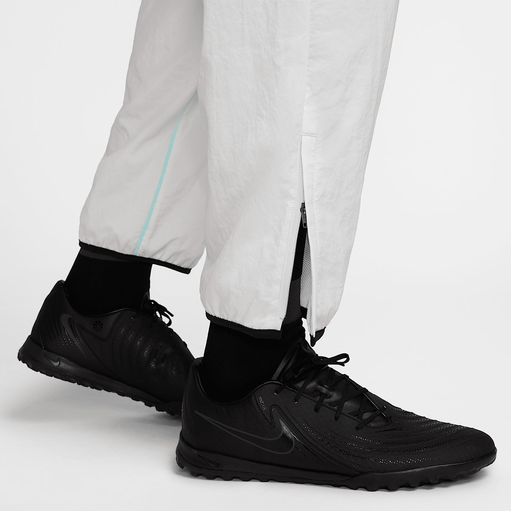 Nike Strike+ Men's Water-Repellent Soccer Pants Product Image