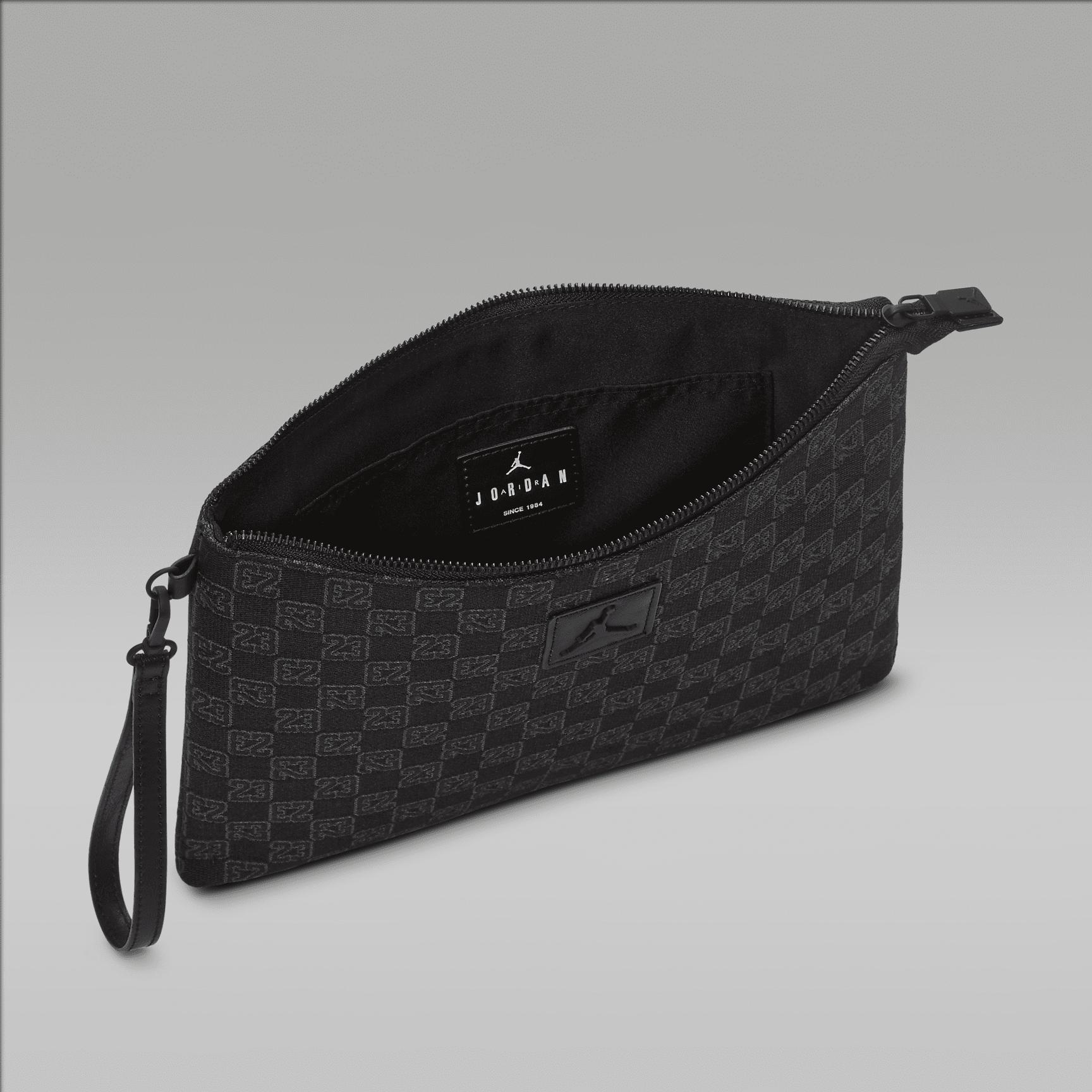 Jordan Monogram Pouch (0.69L) Product Image