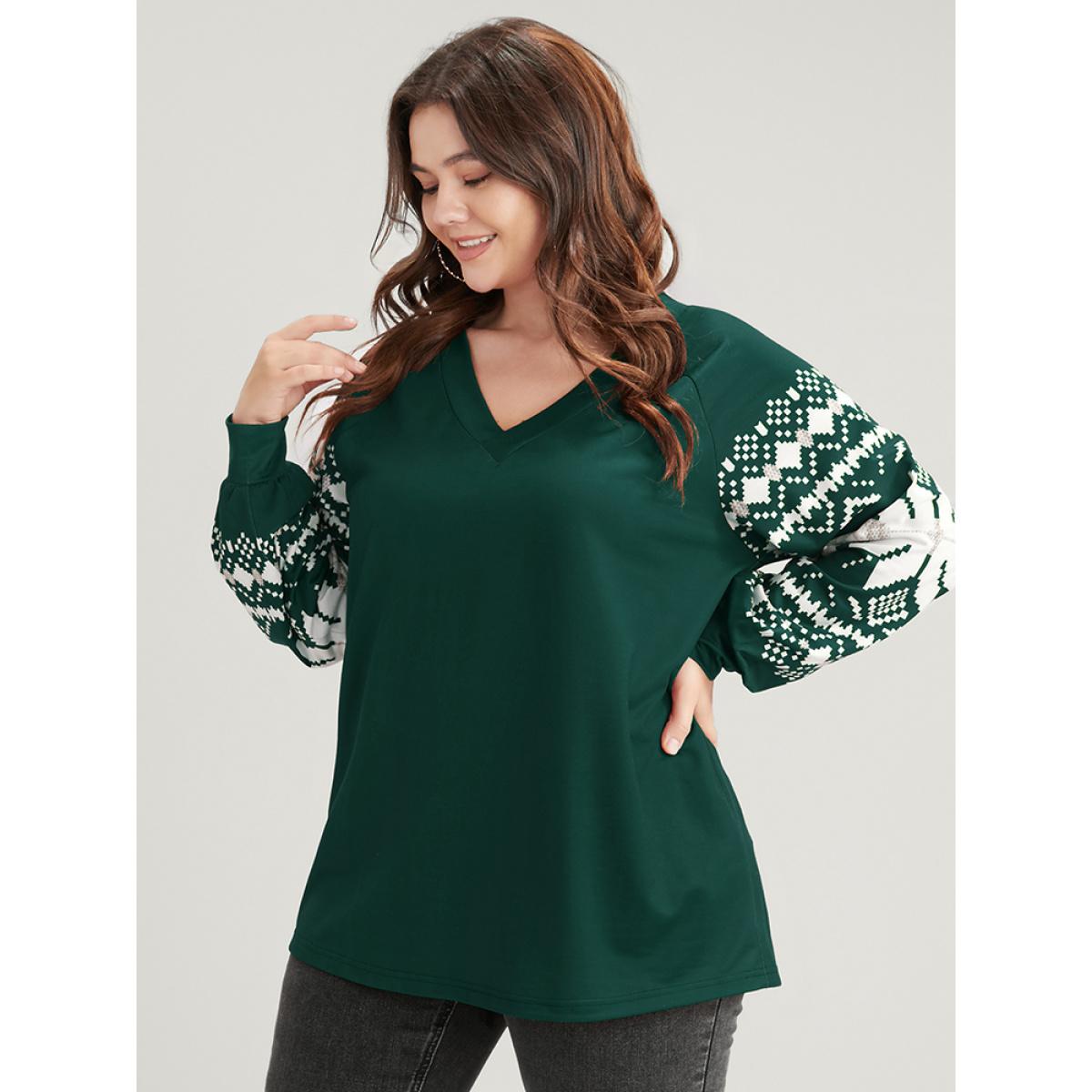 Plus Size Snowflake Print V Neck Drop Shoulder Sweatshirt Women DarkGreen Casual Contrast V-neck Festival-Christmas Sweatshirts BloomChic 26/4X Product Image