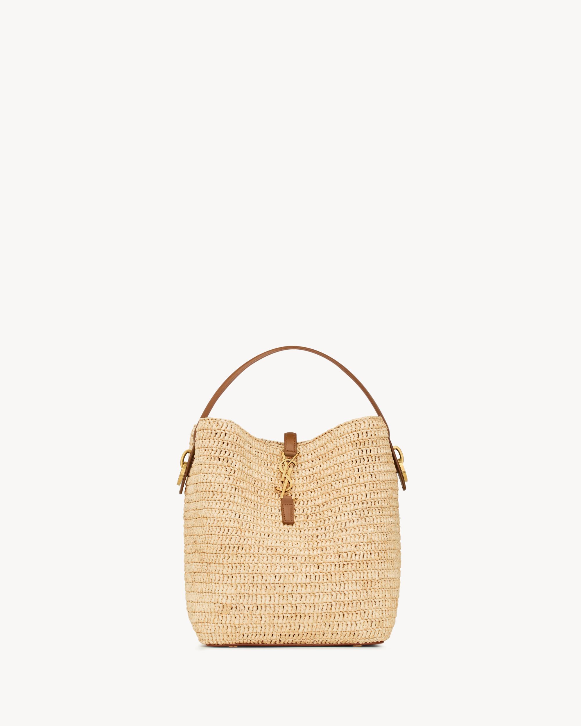 LE 37 in woven raffia and vegetable-tanned leather Product Image