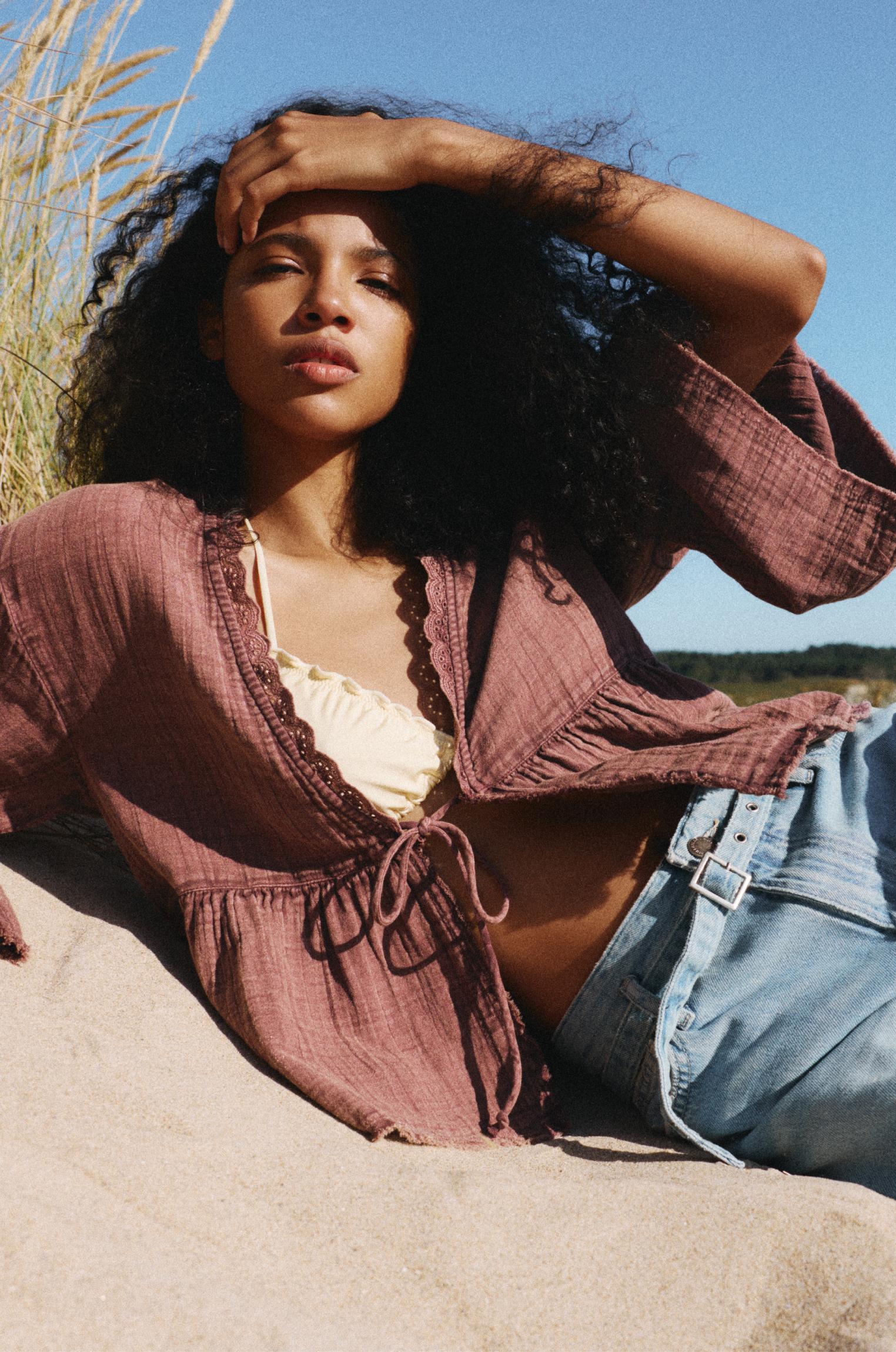 Rustic lace blouse Product Image