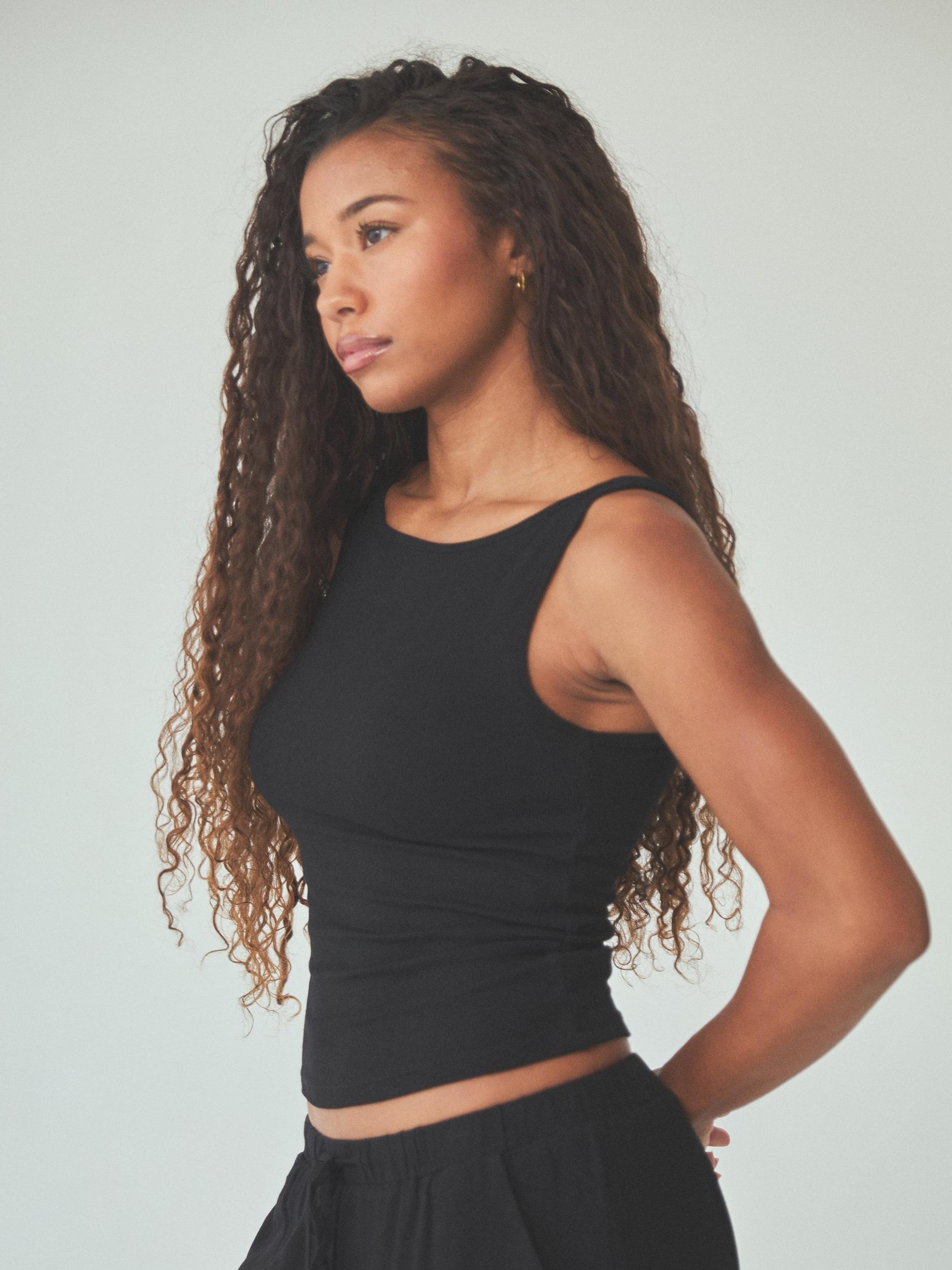 Ribbed Dainty Boat Neck Brami Product Image