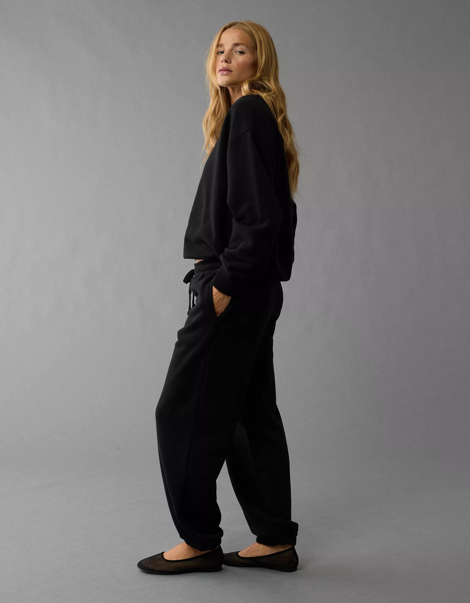 AE Everyday Luxe Jogger Product Image