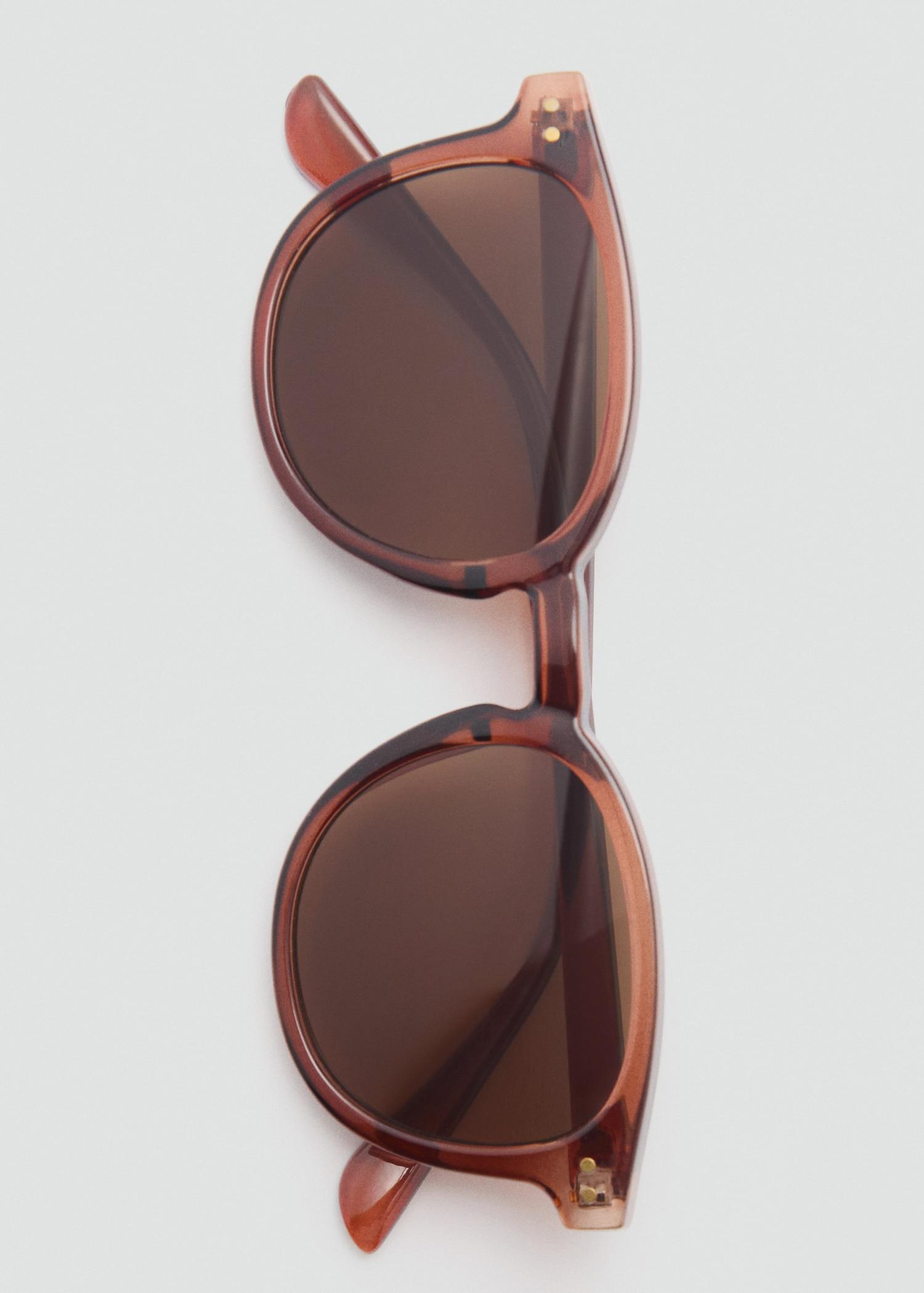 Round-framed sunglasses - Men | MANGO USA Product Image