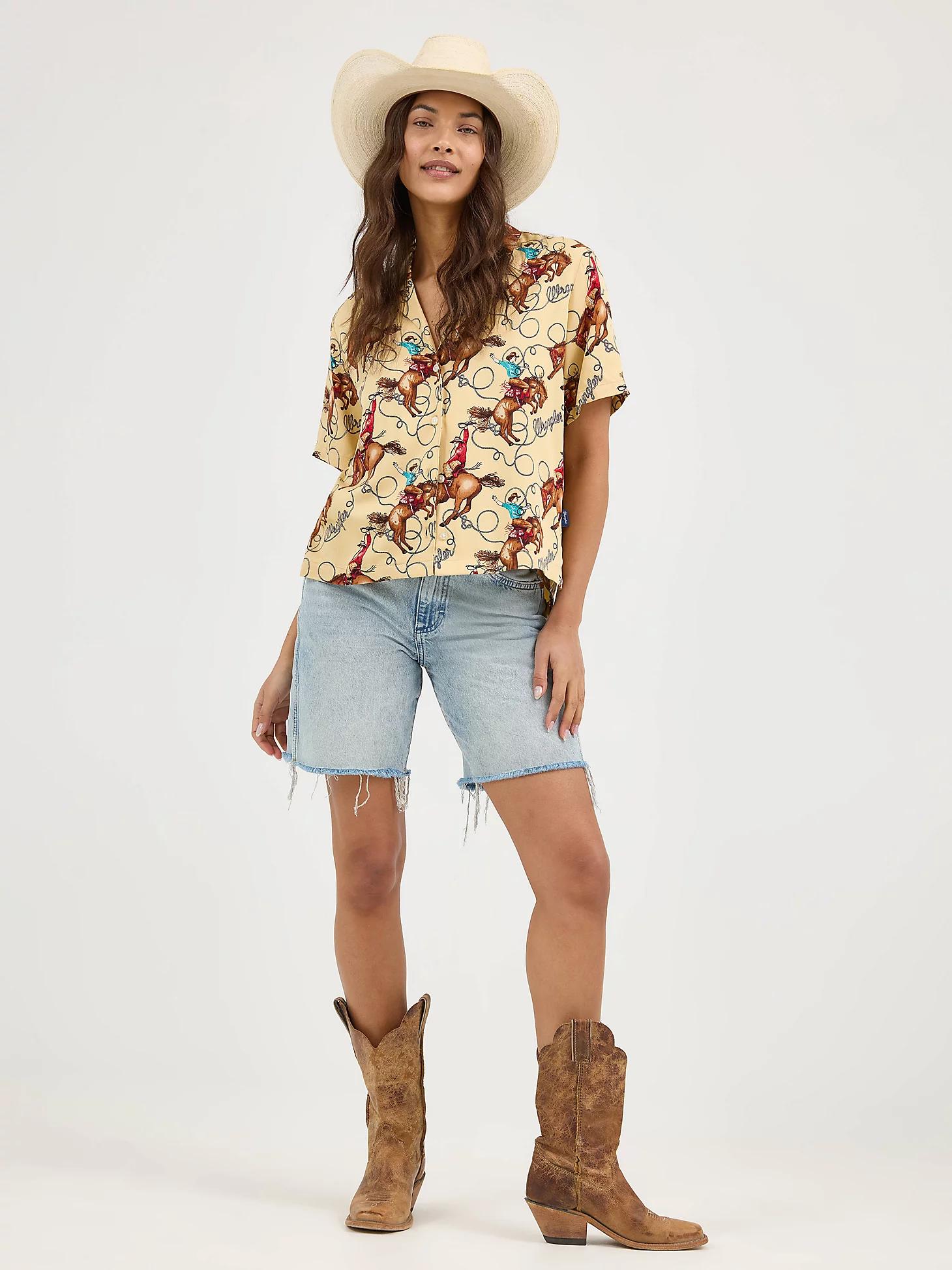 Women's Wrangler Retro® Cowgirl Camp Shirt in Ditsy Cowboy Product Image
