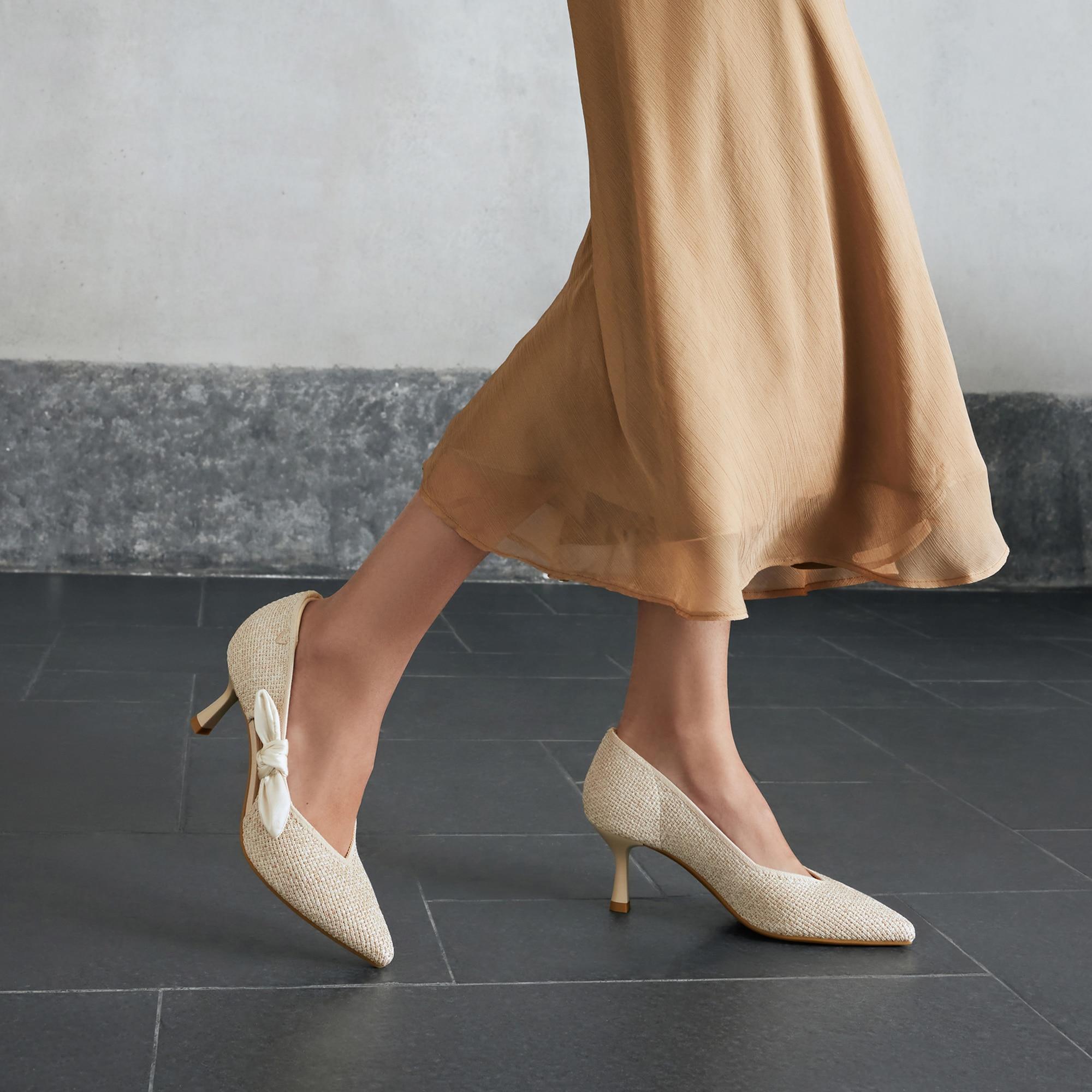 Pointed-Toe Bow Stilettos (Ashley) Product Image