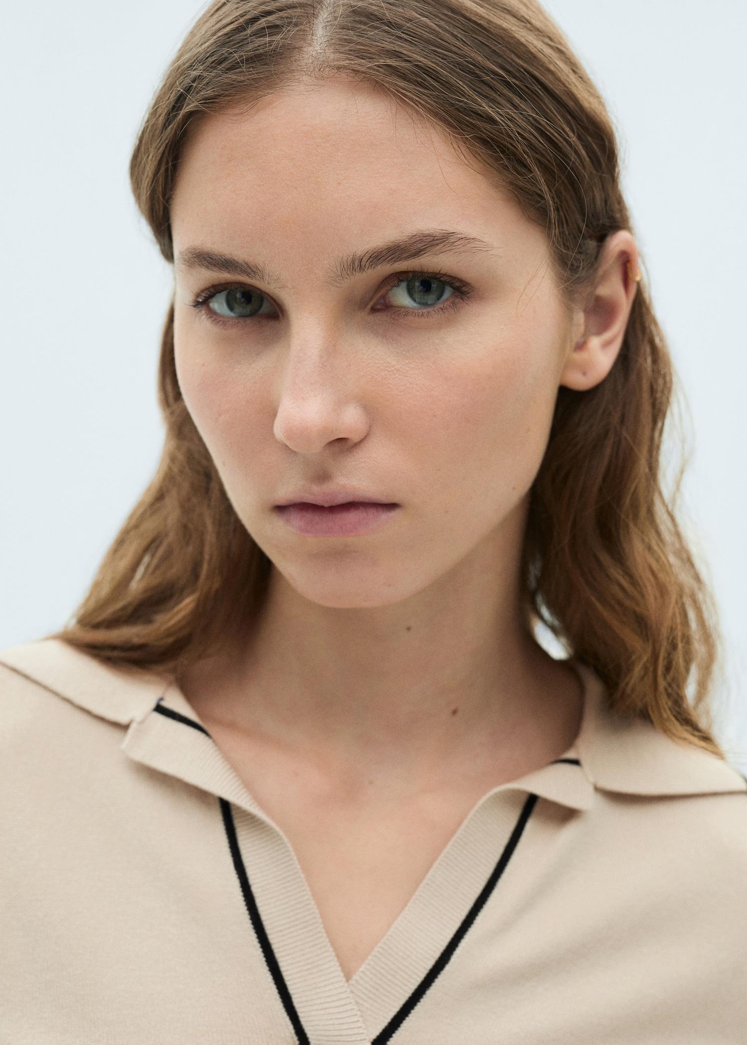 Sweater with contrasting lapels and trims - Women | MANGO USA Product Image