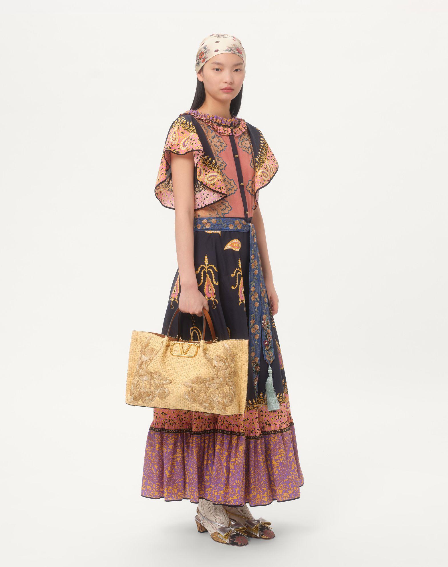 Medium Shopping Bag In Raffia With Floral Embroidery Product Image