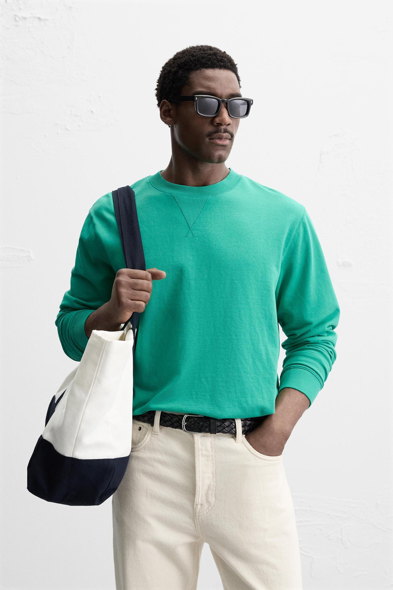 WASHED SWEATSHIRT Product Image