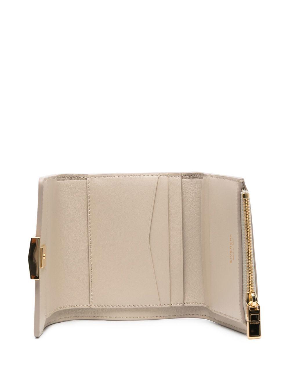 4G-motif logo-plaque wallet Product Image