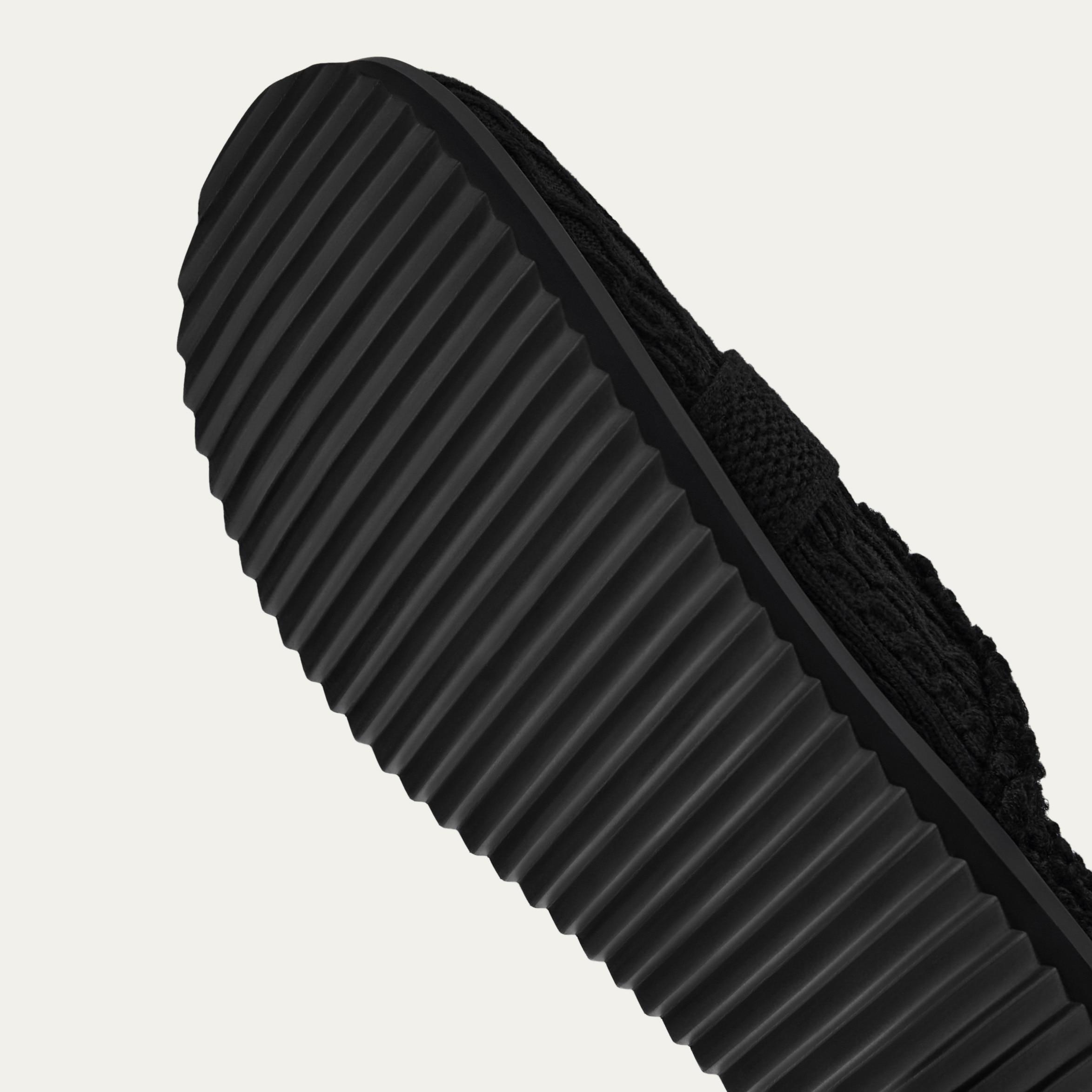 Round-Toe Wool Slippers (Hazel) Product Image