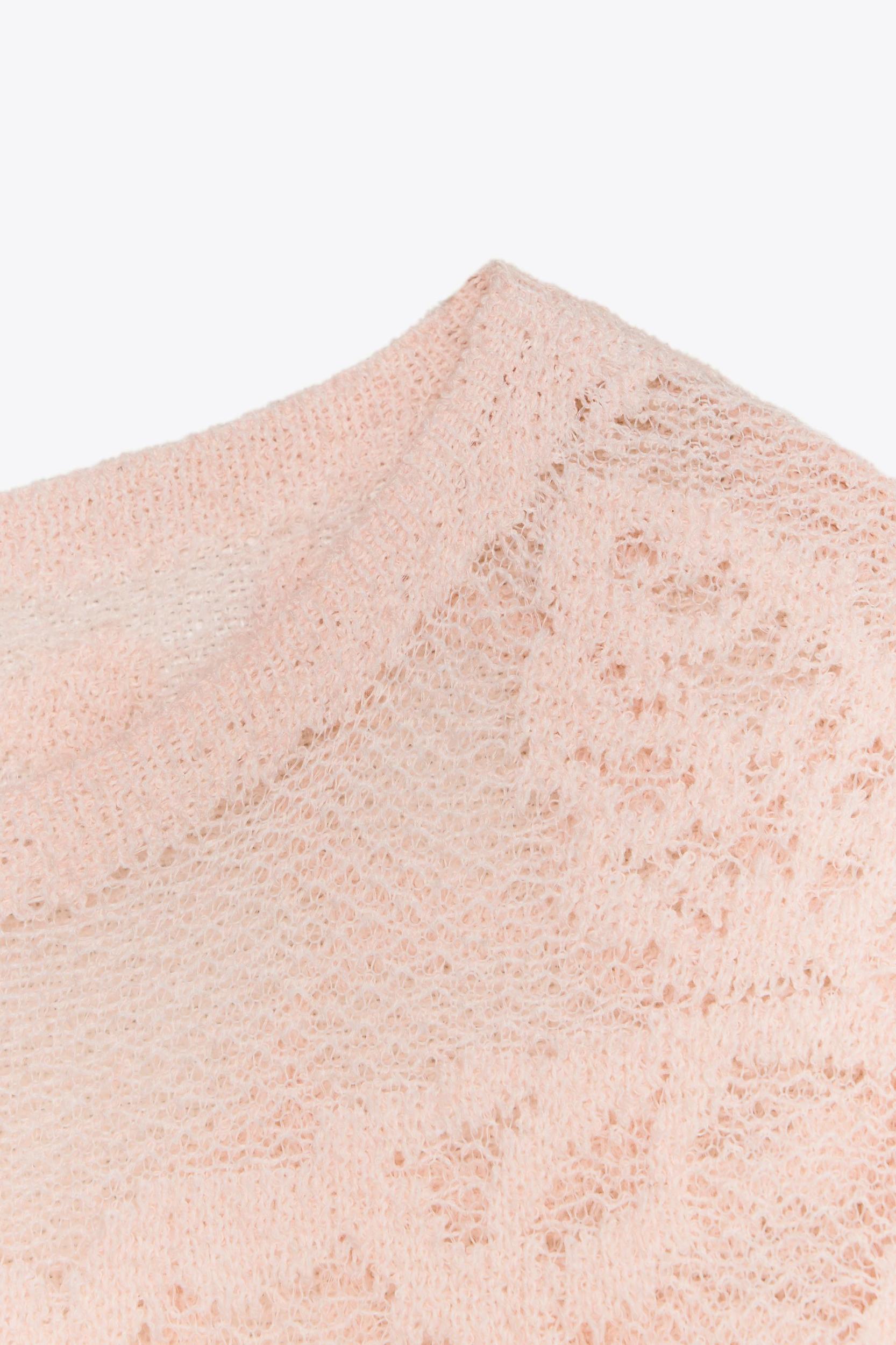 FLORAL TEXTURED KNIT TOP Product Image