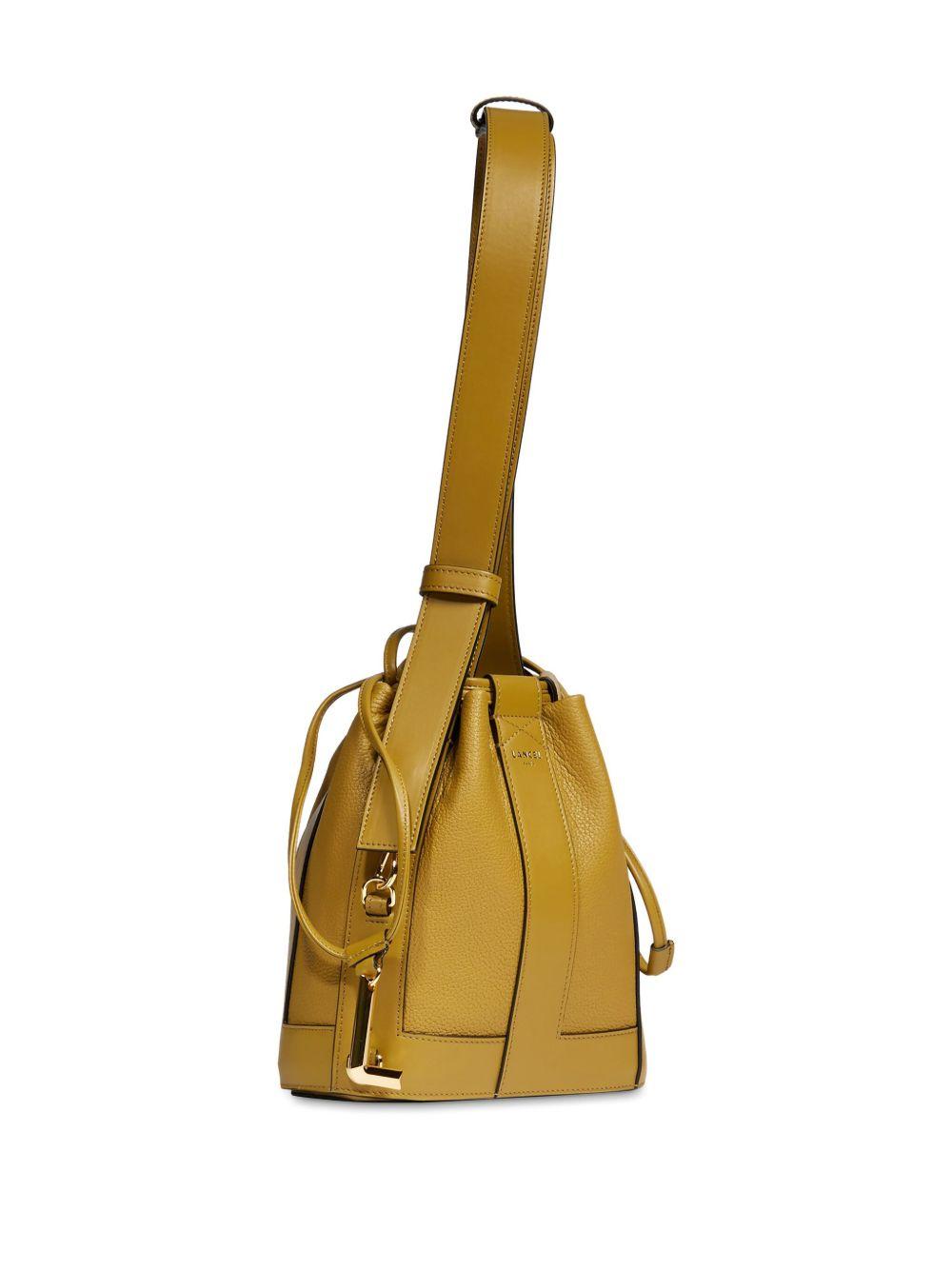 small Elles bucket bag Product Image