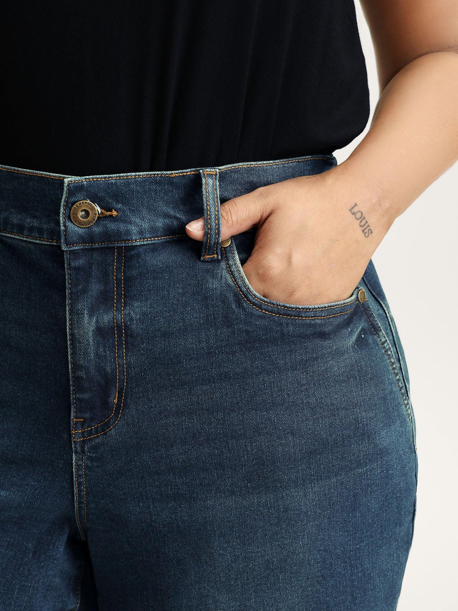 Retro Wash Stretchy Waist Straight-Leg Jeans Female Product Image