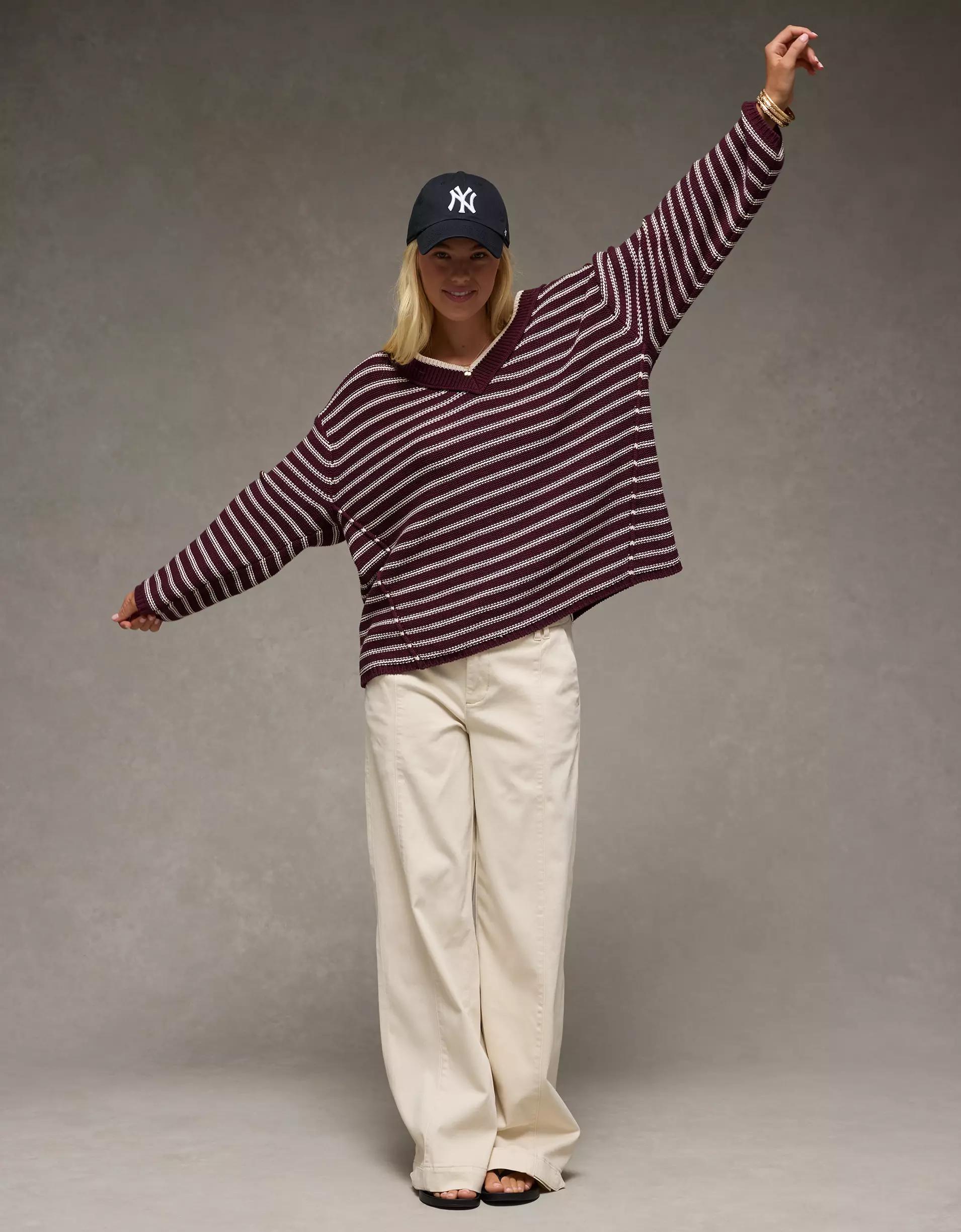 AE Big Hug V-Neck Sweater Product Image