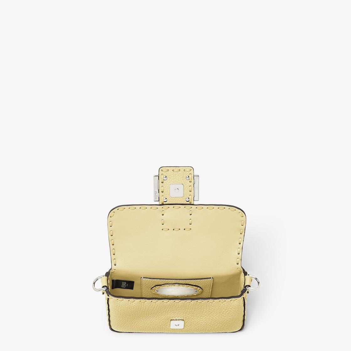 Baguette MiniYellow Selleria bag with 309 hand-sewn topstitches Product Image