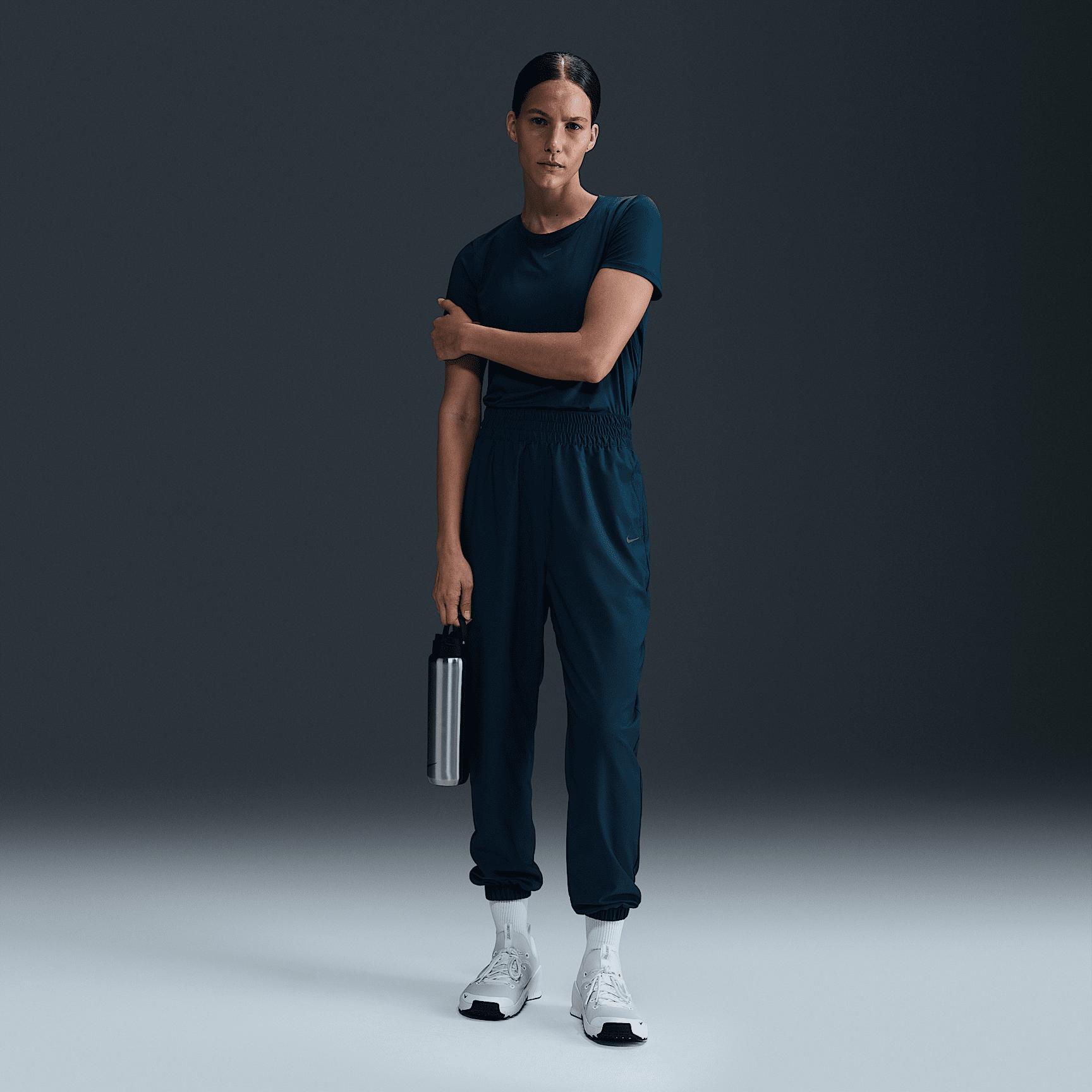 Nike One Women's Dri-FIT High-Waisted 7/8 Joggers Product Image