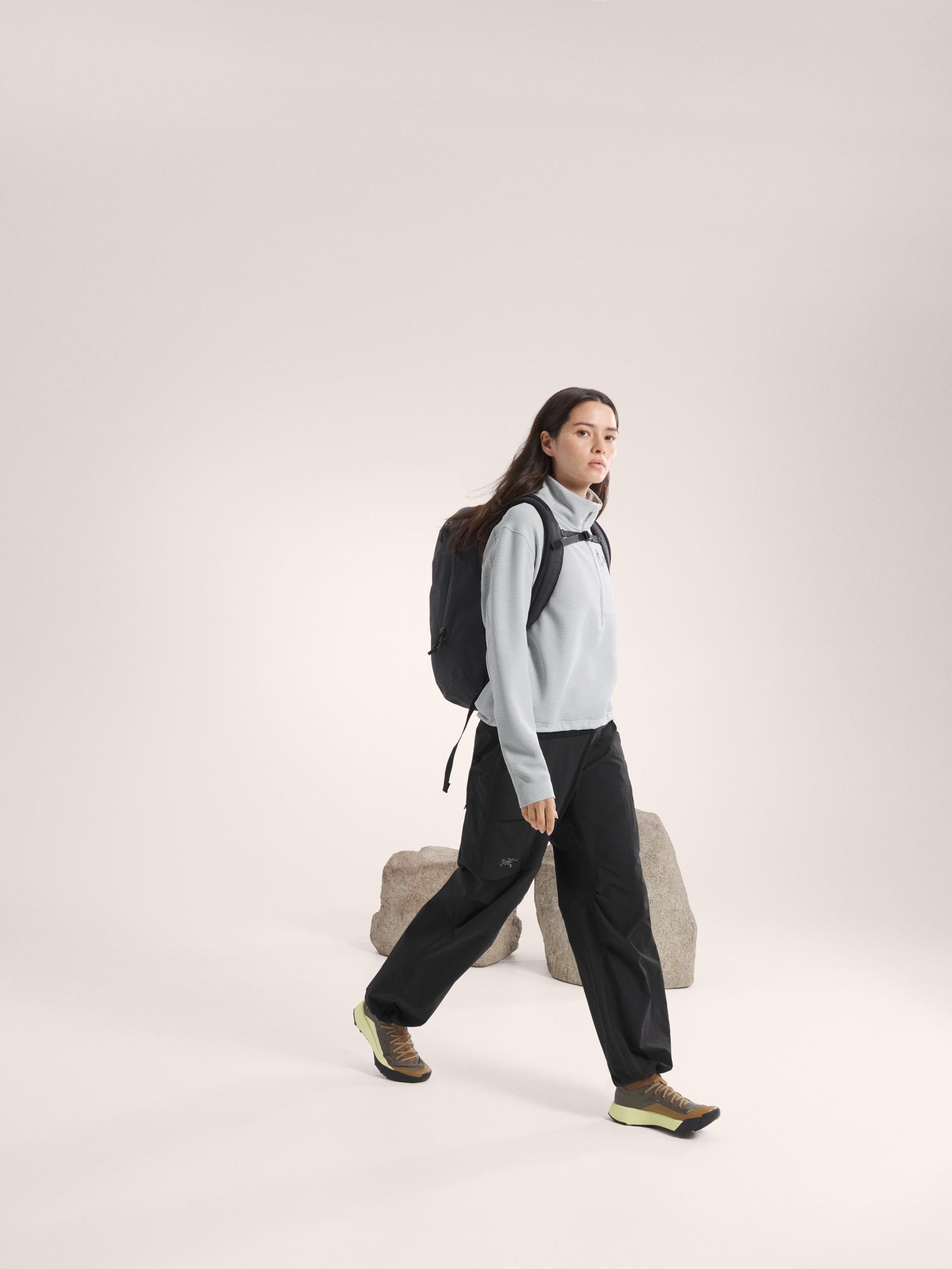 Olera Zip Neck Women's Product Image