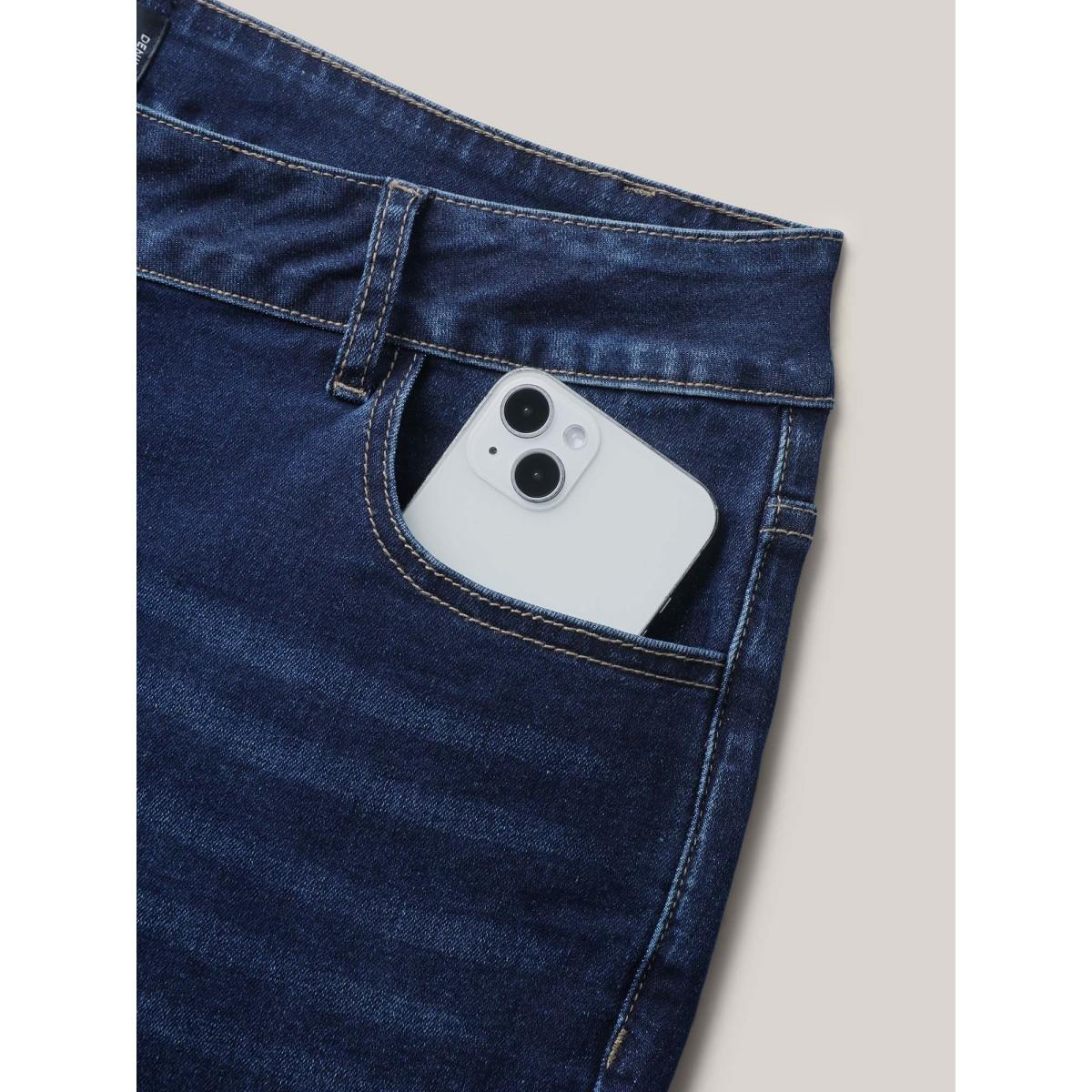 Plus Size Skinny-Fit Cropped Mid-Rise Jeans Women Darkindigo Timeless Medium stretch Slanted pocket Jeans BloomChic 22/3X Product Image