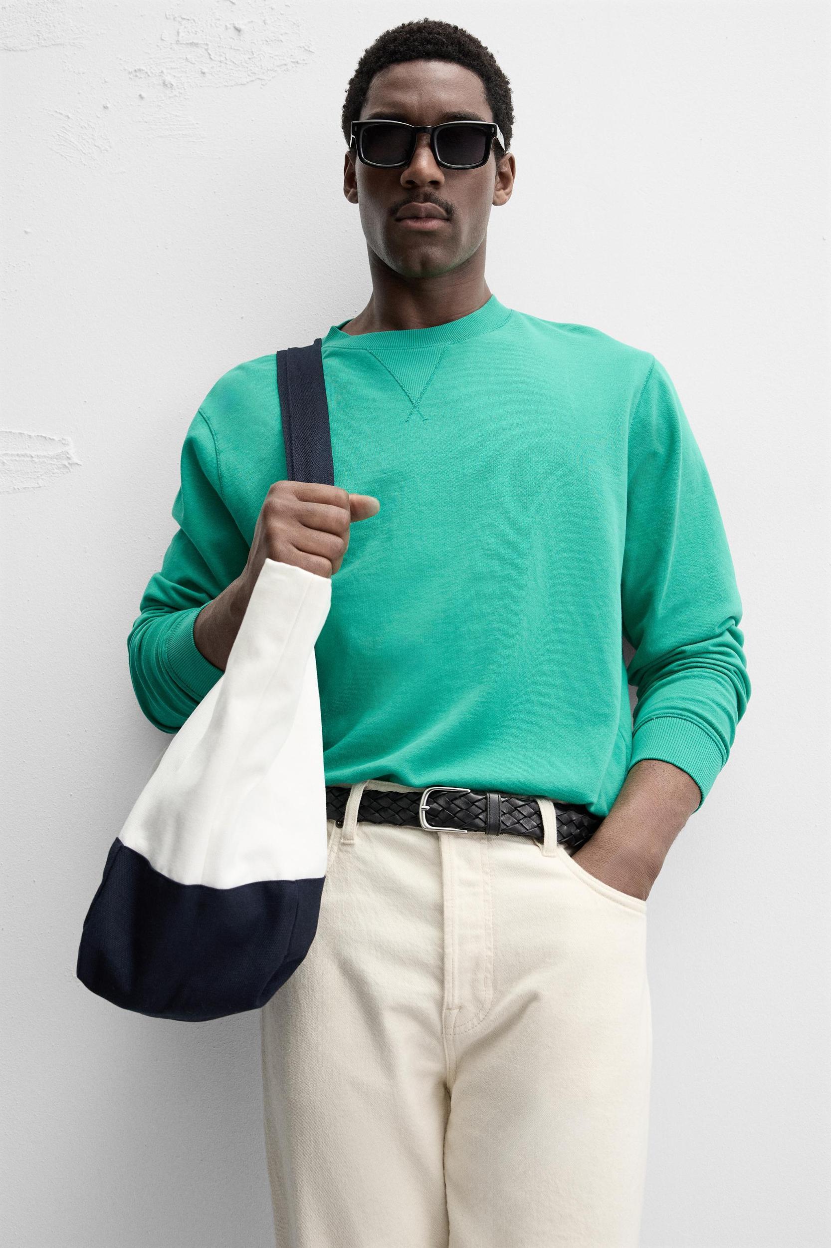 WASHED SWEATSHIRT Product Image