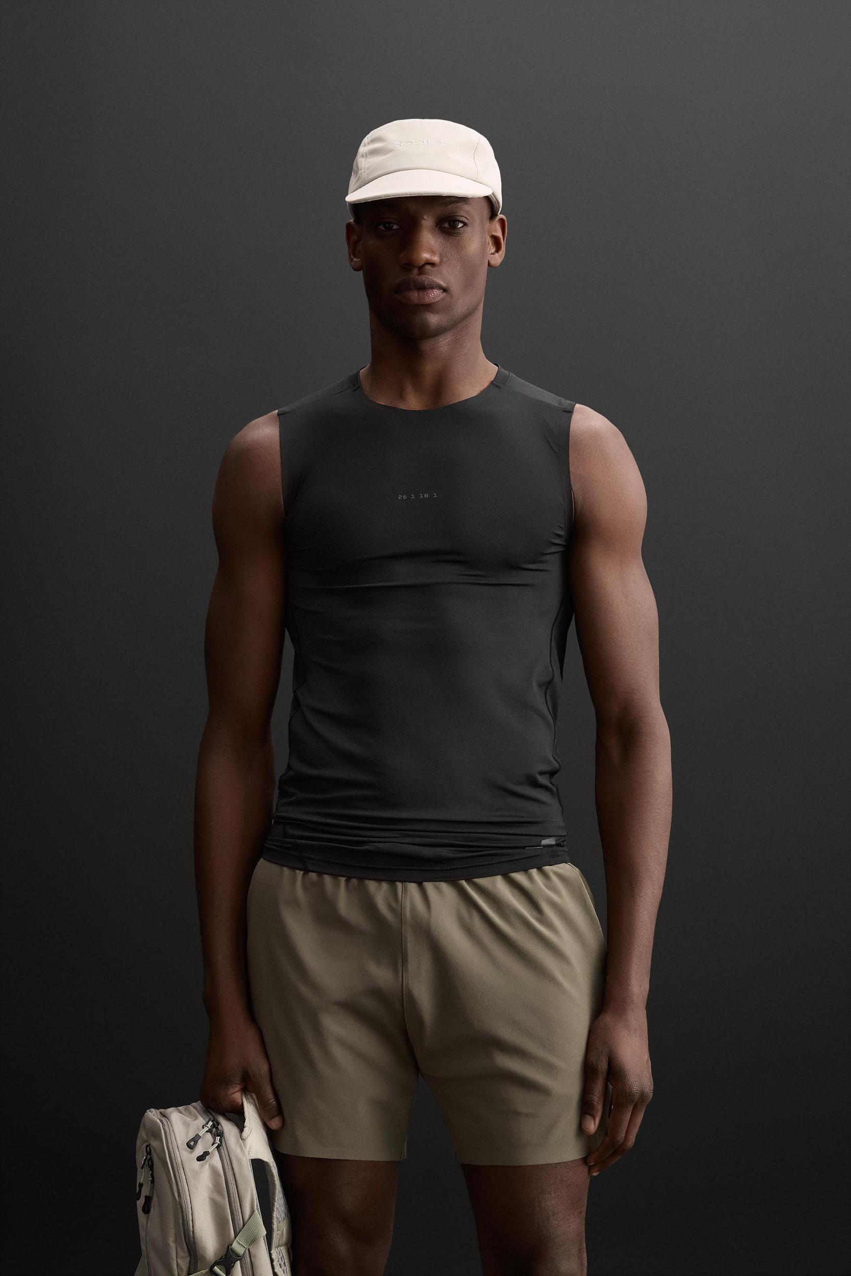 COMPRESSION TANK TOP Product Image