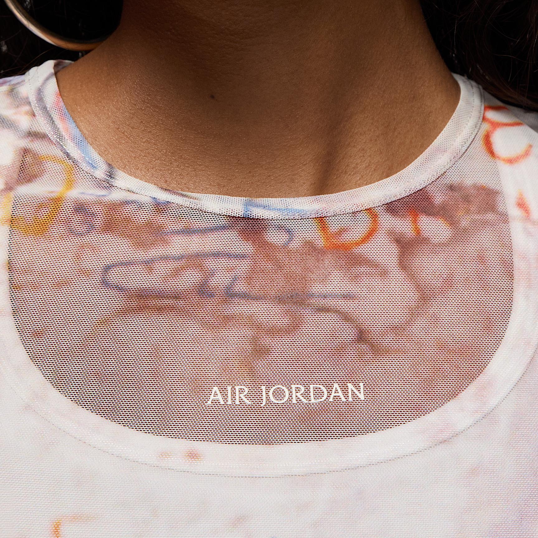 Womens Air Jordan Mesh Long-Sleeve Top | HQ9174-133 Product Image