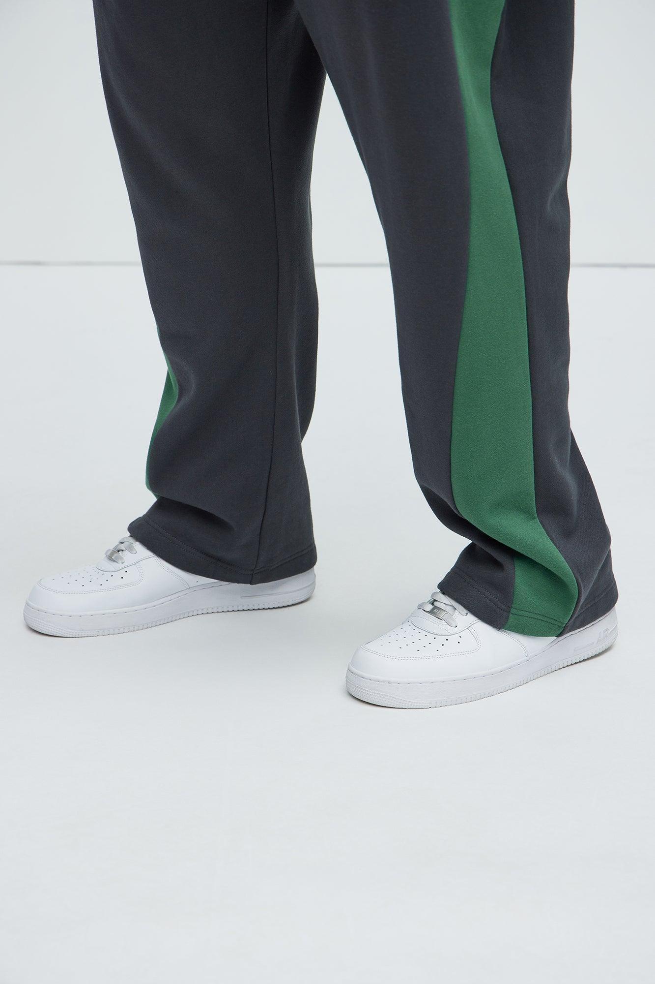 Classic Motorsports Sweatpants - Black Product Image