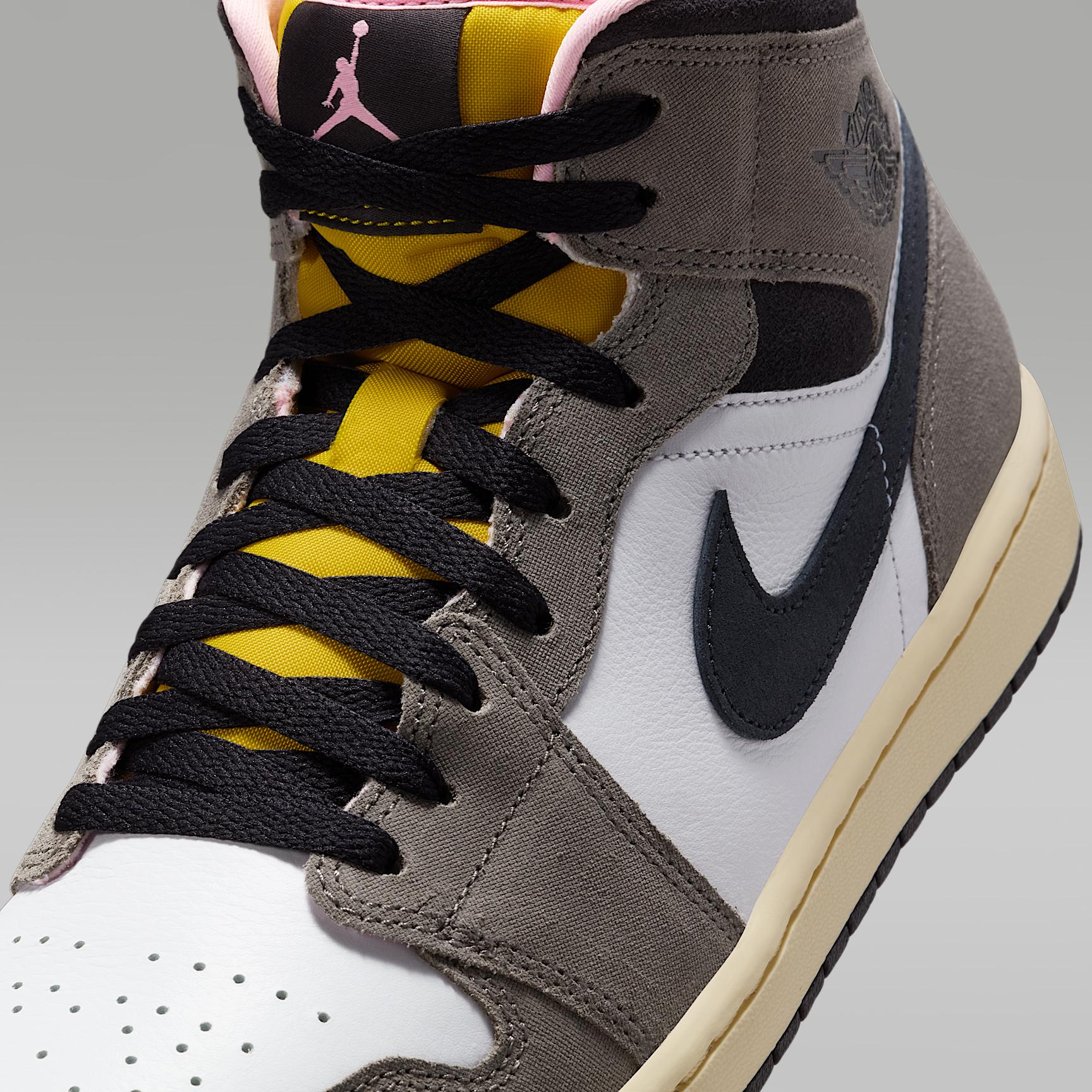 Air Jordan 1 Mid SE Men's Shoes Product Image