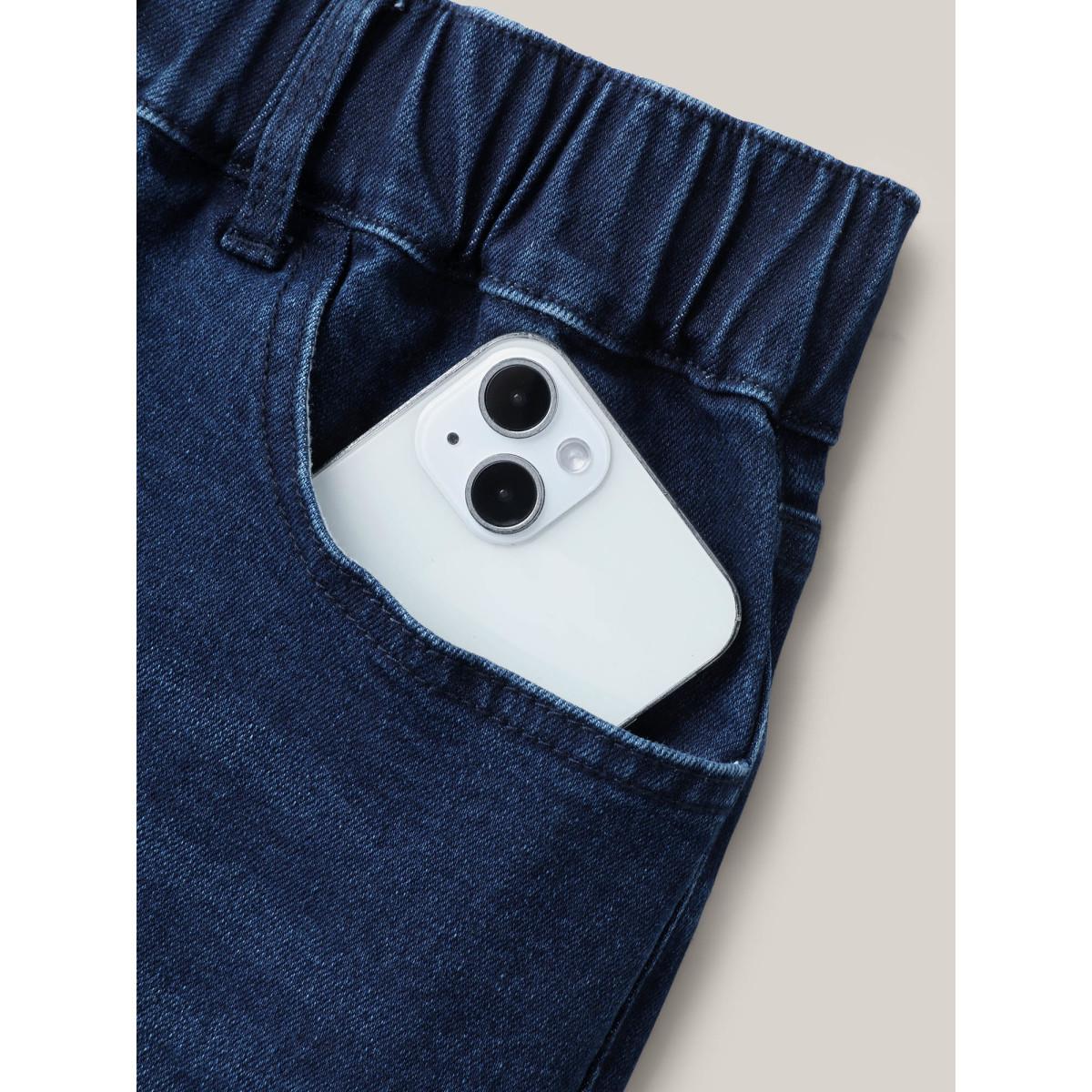 Plus Size Stretchy Waist Tie Straight-Leg Denim Shorts Women Denimindigo No stretch Casual Slanted pocket Leisure Denim Shorts BloomChic 12/L Product Image