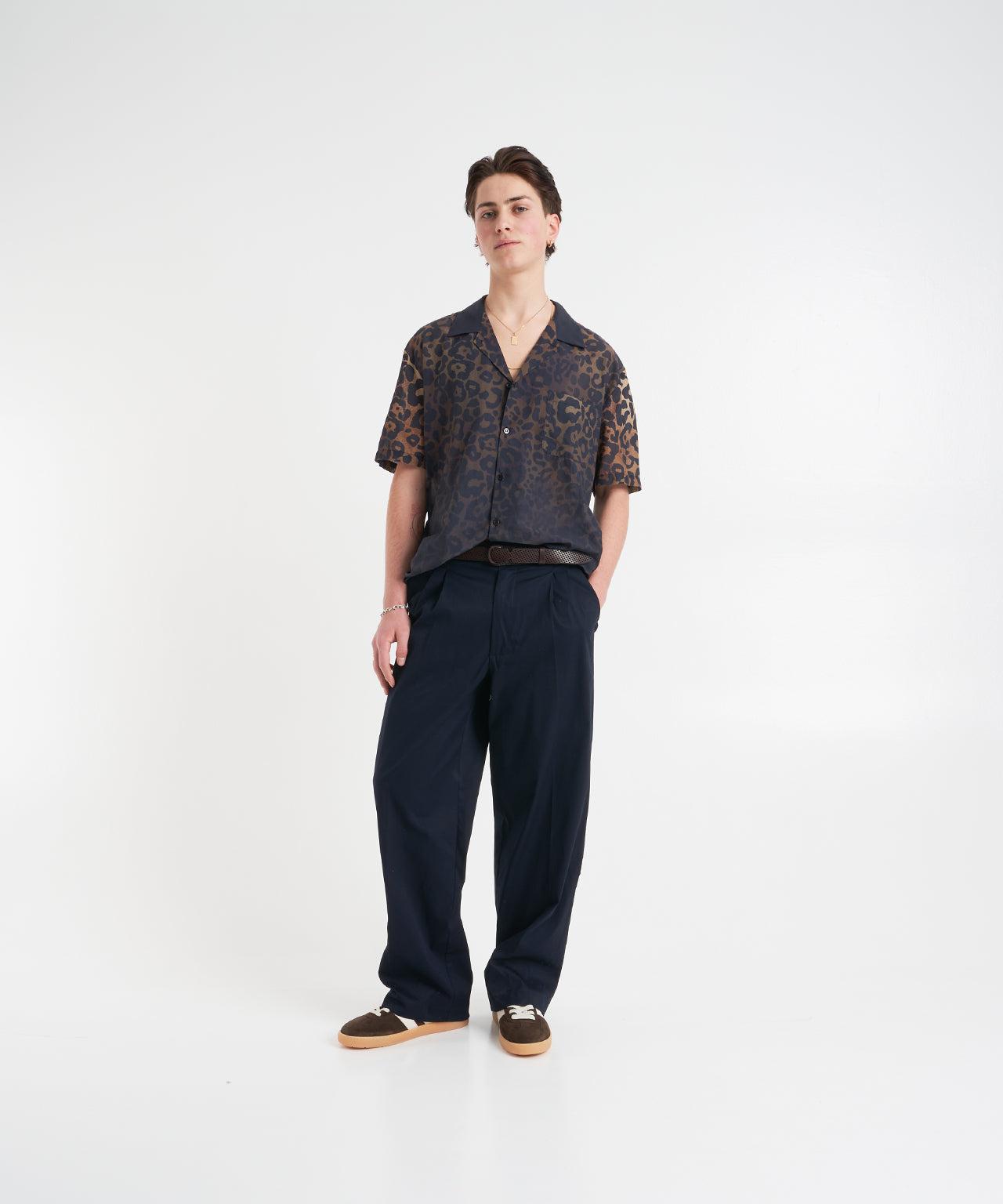 Pleated wide leg pants Product Image