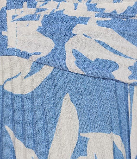 ASTR the Label Blythe Floral Print V-Neck Sleeveless Pleated Midi Dress Product Image