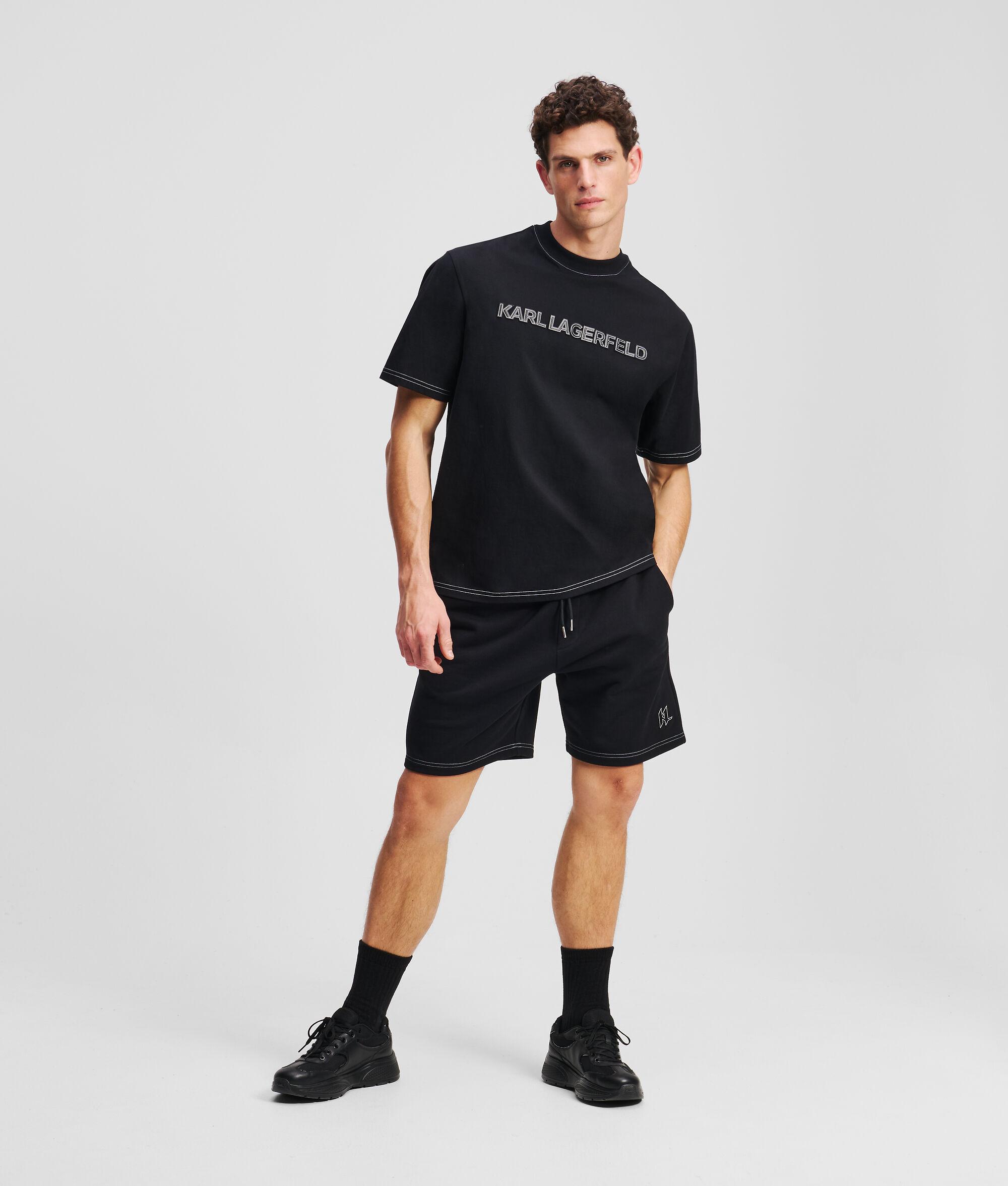 CONTRAST STITCH T-SHIRT Product Image