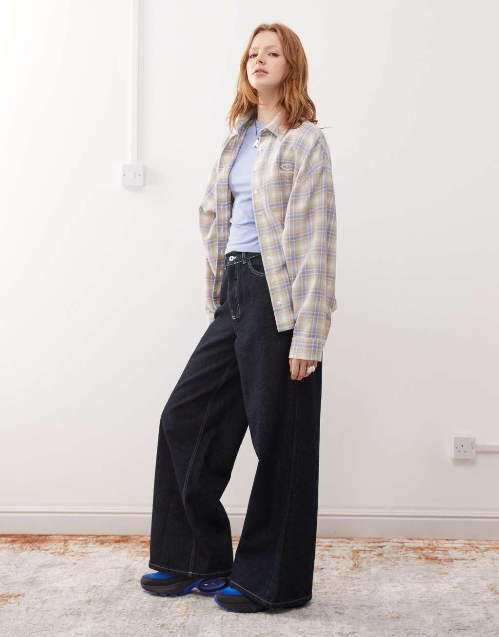 COLLUSION X003 wide leg jeans in rinsewash Product Image