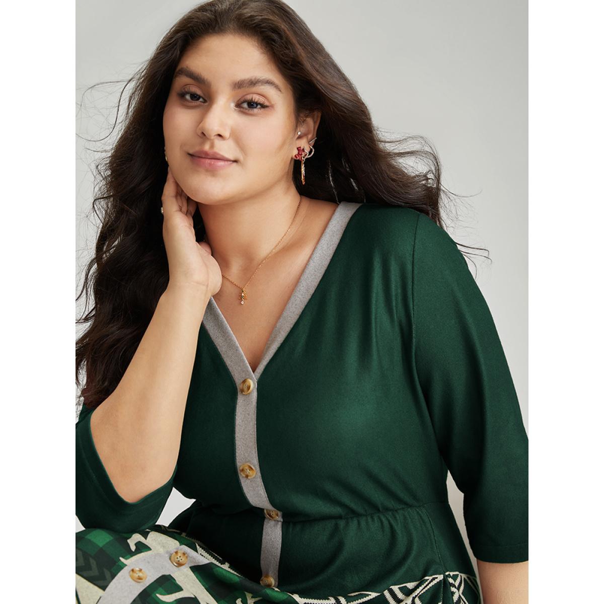 Plus Size Christmas Elk Elastic Waist Patchwork Button Detail Dress Scarlet Women Casual Printed V-neck Elbow-length sleeve Curvy Midi Dress BloomChic 26/4X Product Image