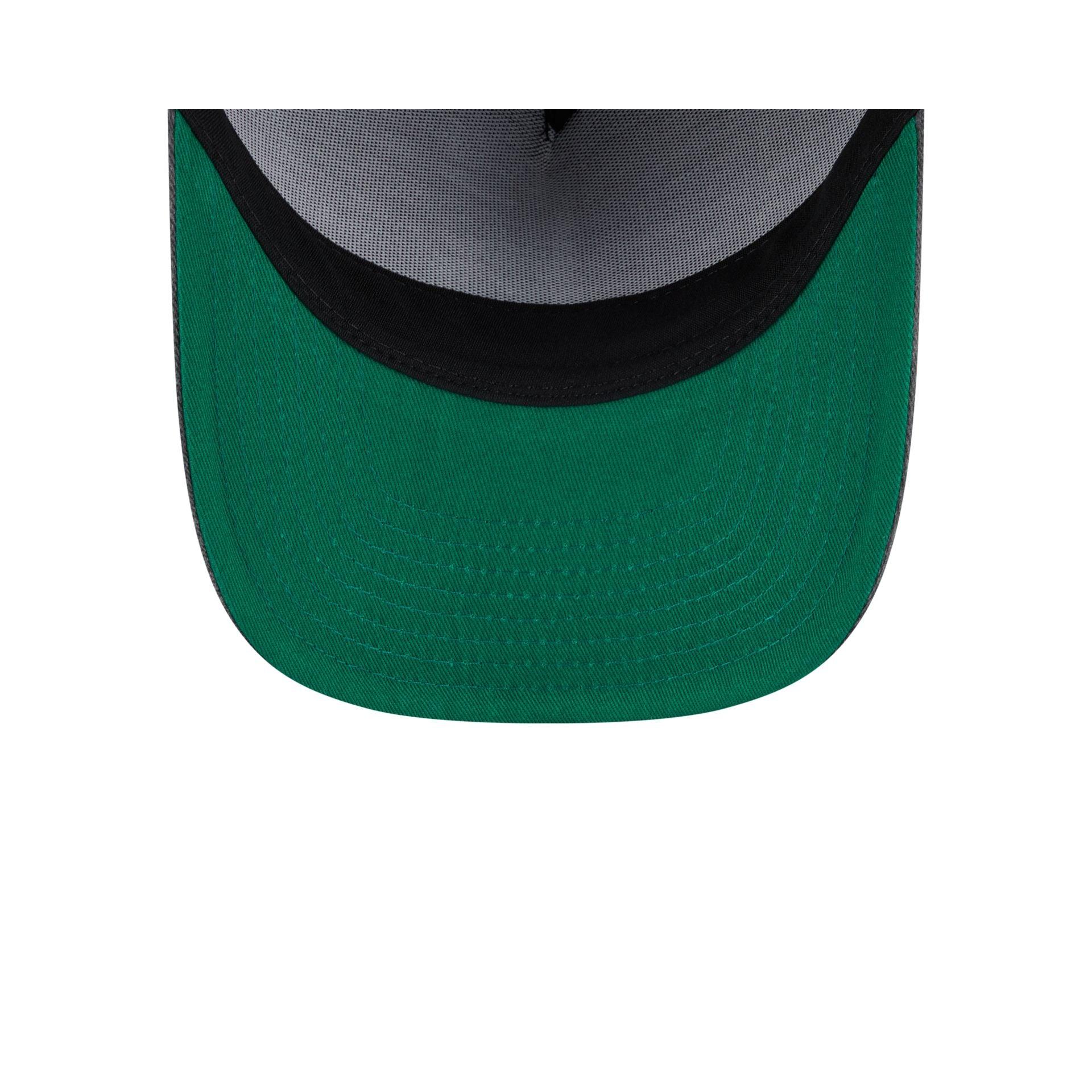 New York Knicks Deceptor 9TWENTY Adjustable Hat Male Product Image